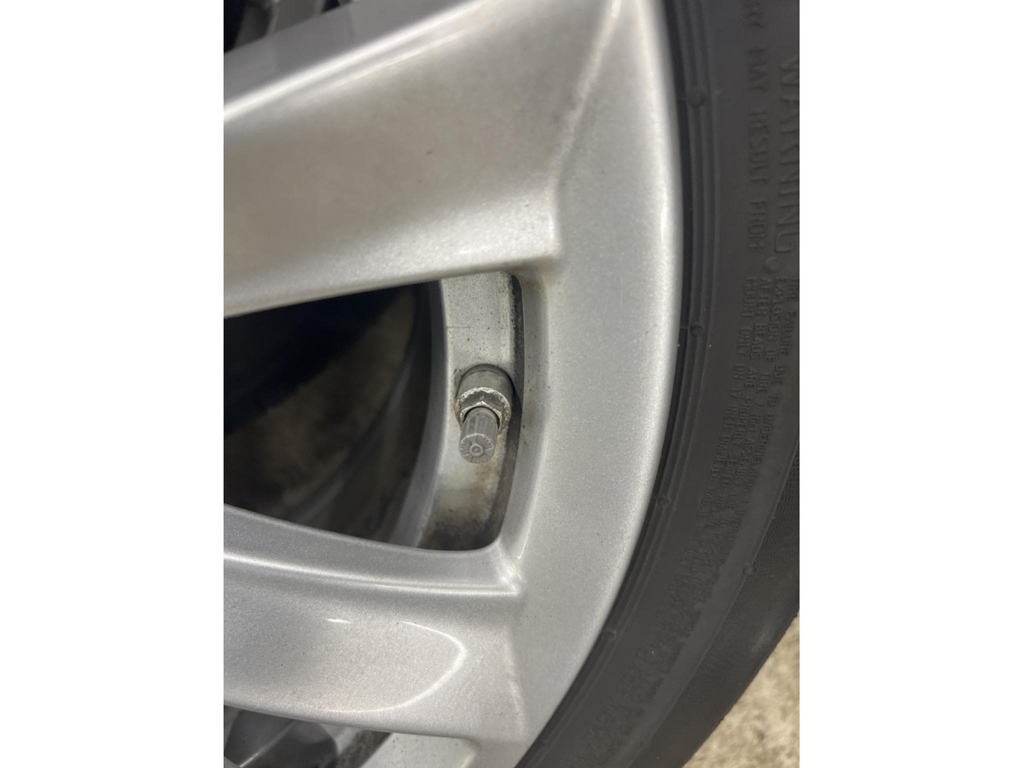 Jantes alu + Pneus h – 17" - Photo 3