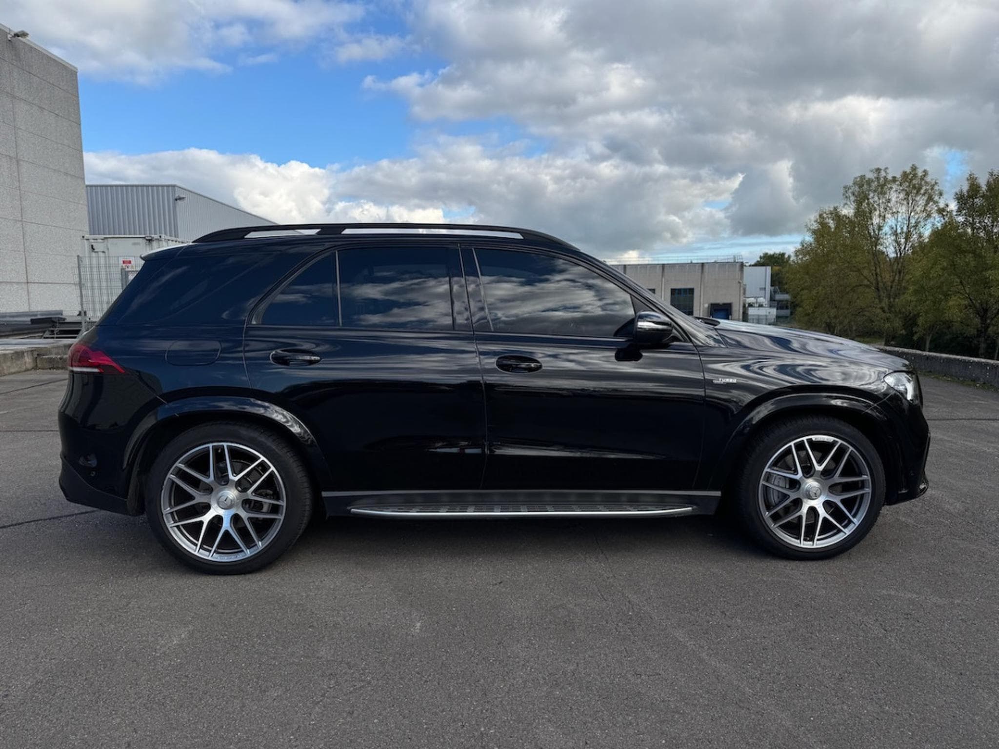 Mercedes GLE 53 AMG 4Matic +  CARBON/HUD/BURMESTER/PANORAMIC ROOF (2019) - Photo 4