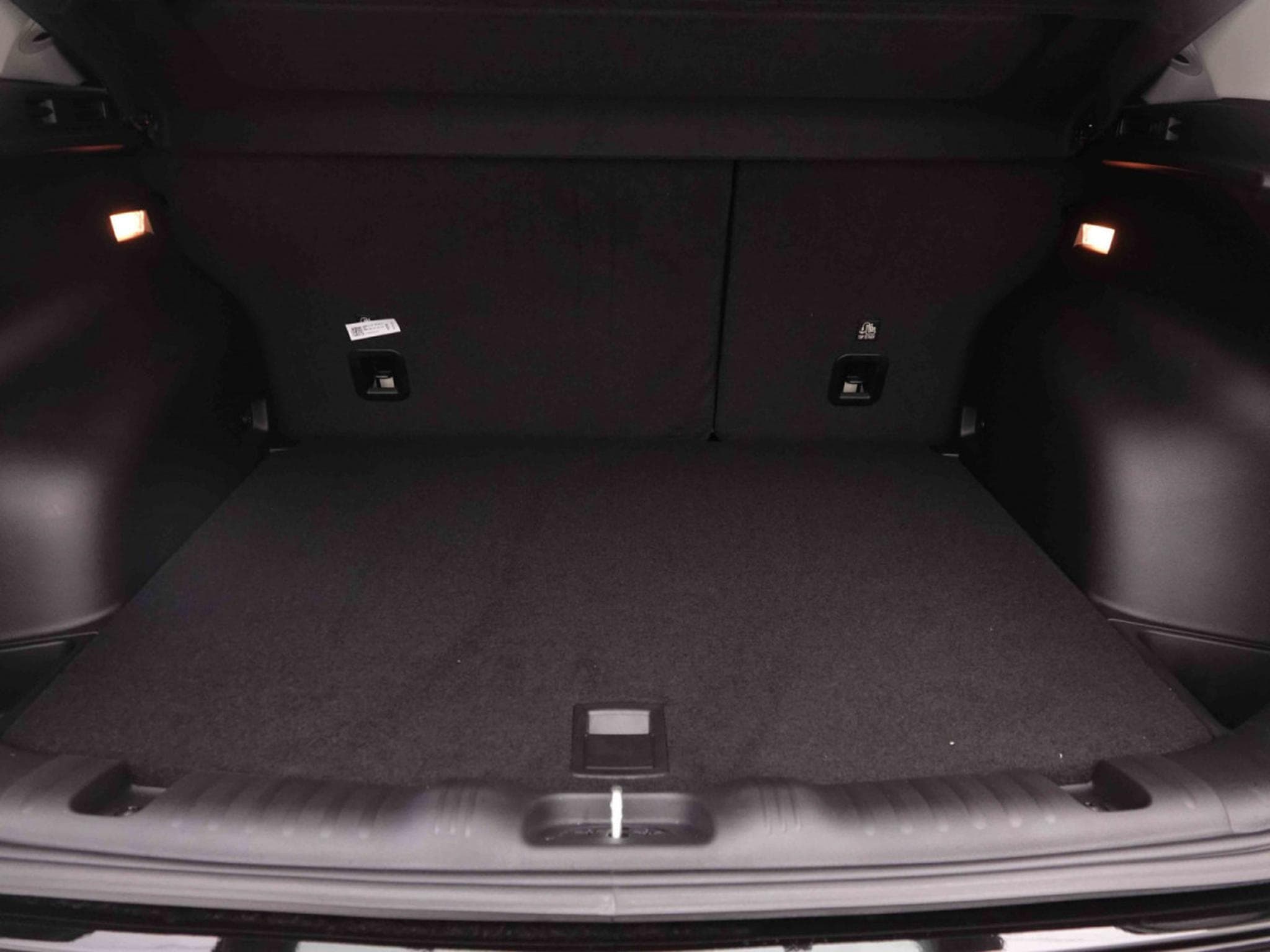 Jeep Compass 1.5 T4 e-Hybrid 131 DCT Altitude (2025) - Photo 17