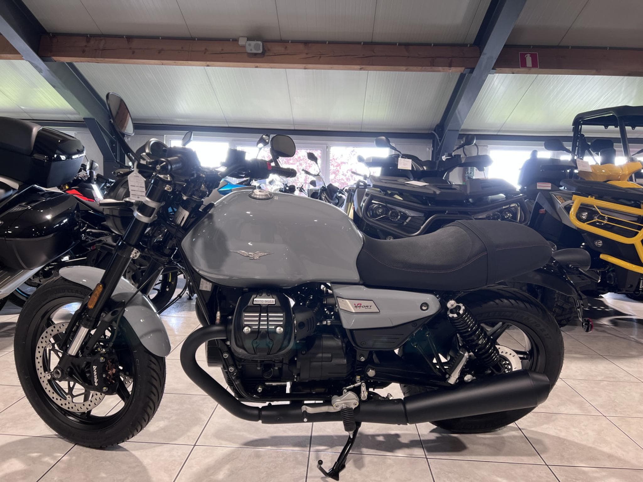 Moto Guzzi V7 SPORT (2026) - Foto 4