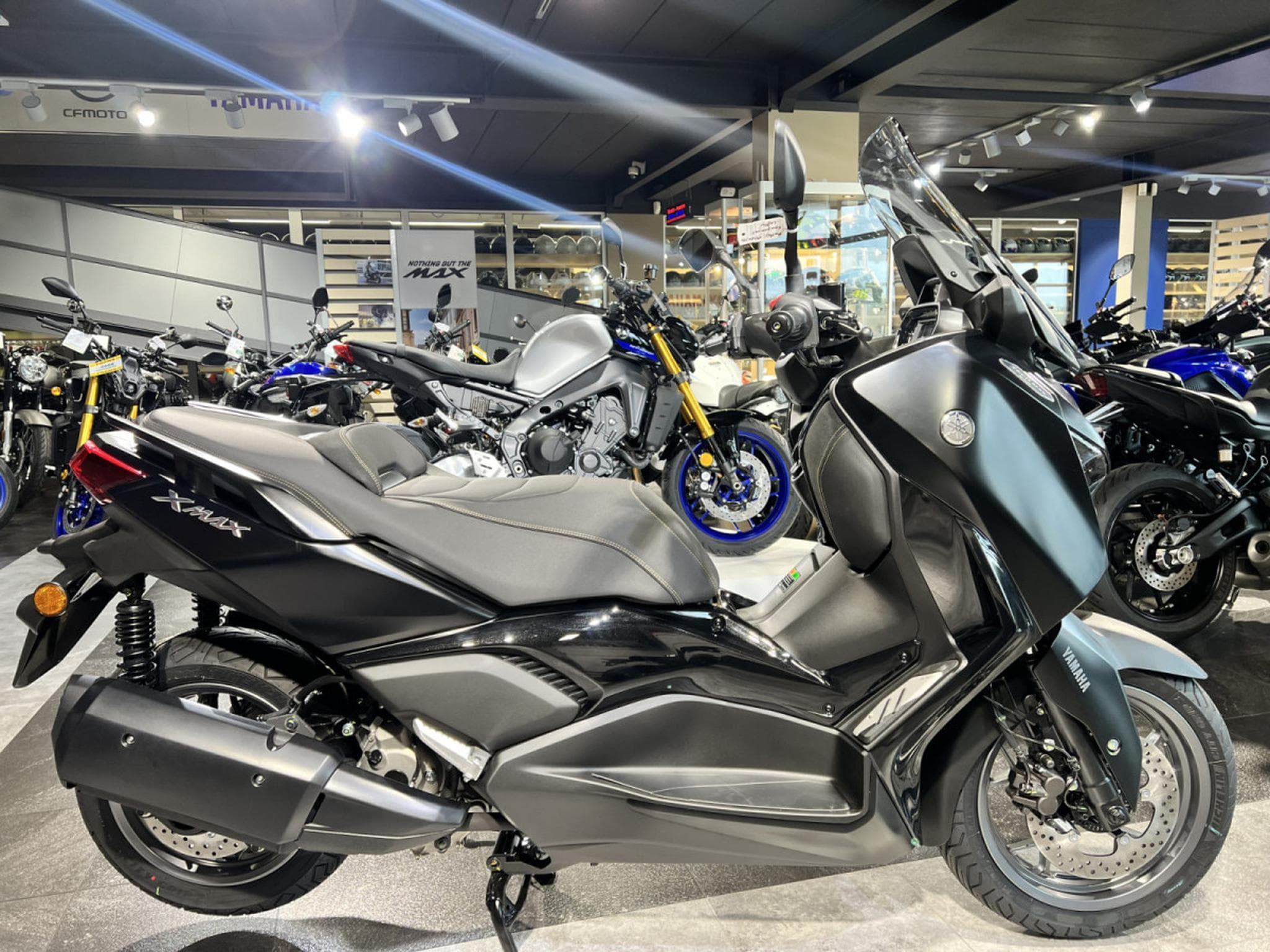 Yamaha X-Max TECH MAX (2024) - Foto 1