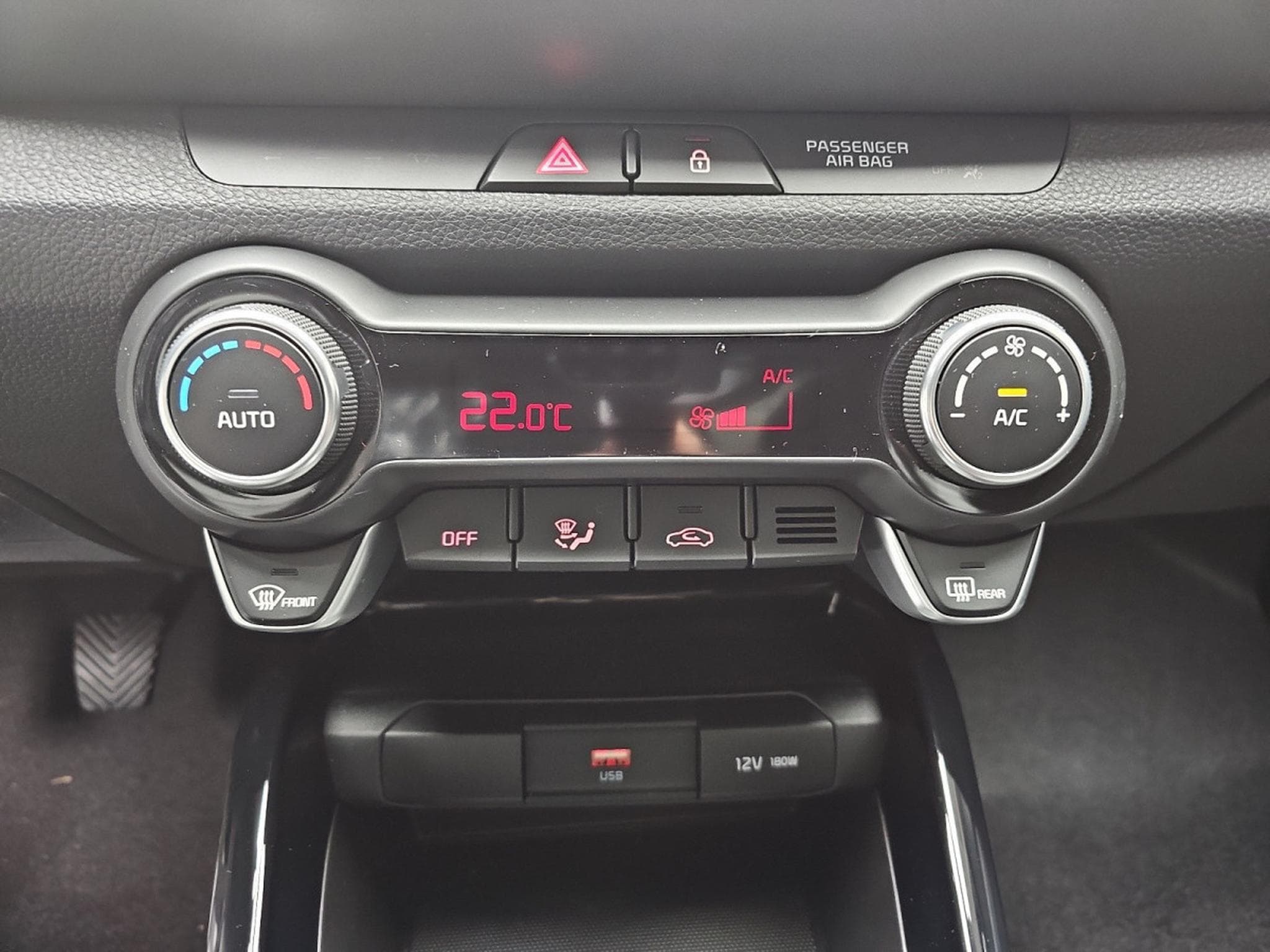 Kia Stonic 1.0 T-GDI 100 Vision (2026) - Photo 10