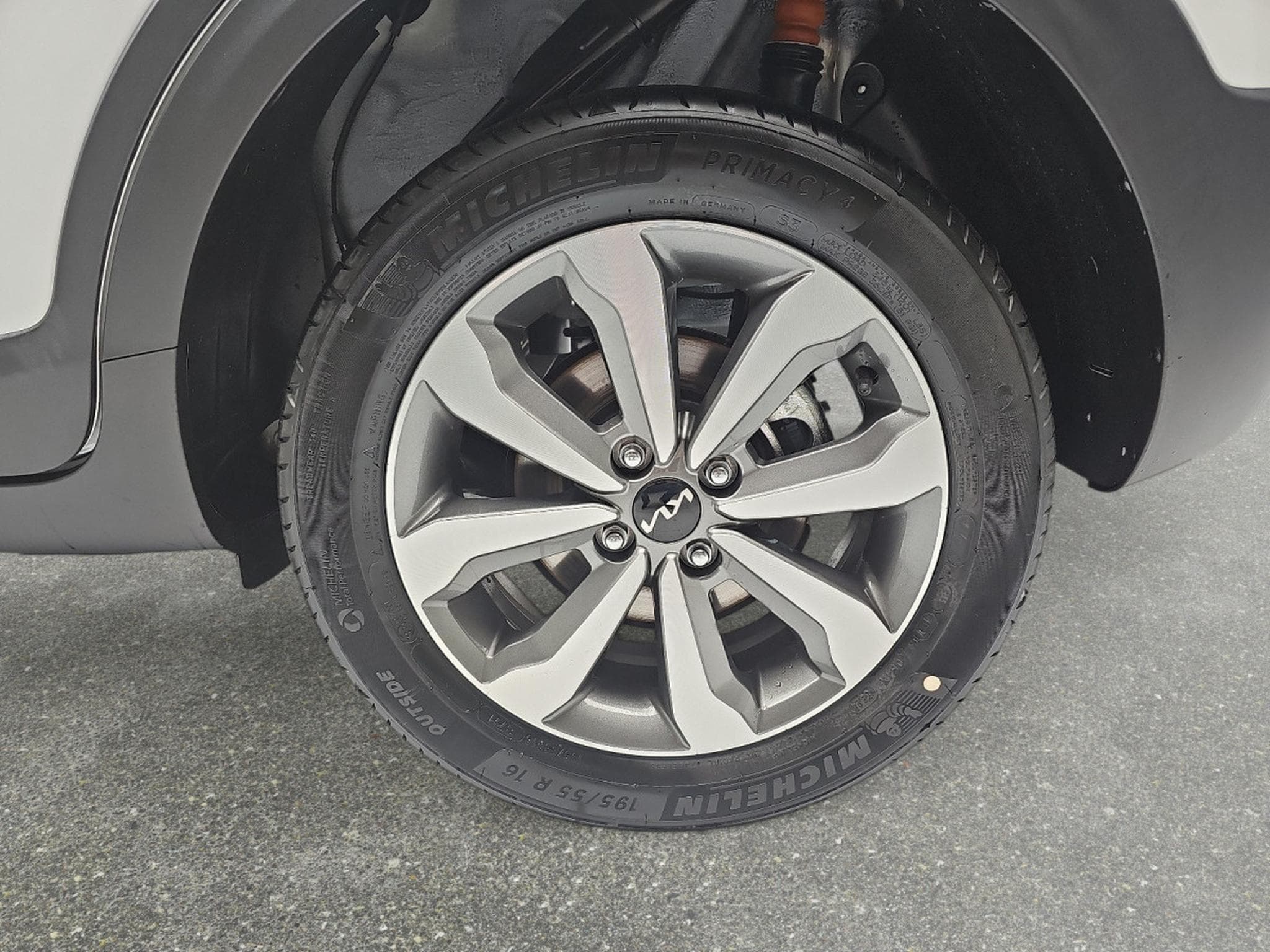 Kia Stonic 1.0 T-GDI 100 Vision (2026) - Photo 6