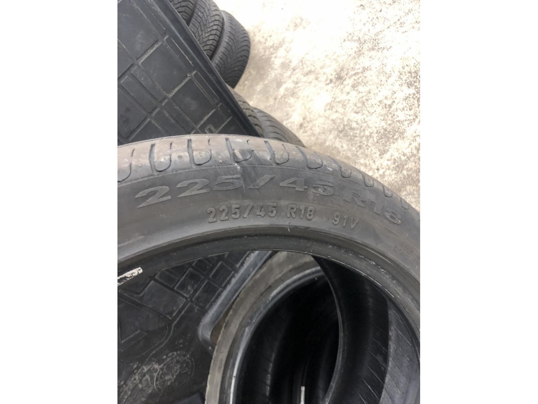 Pneus été – 18" - Photo 3