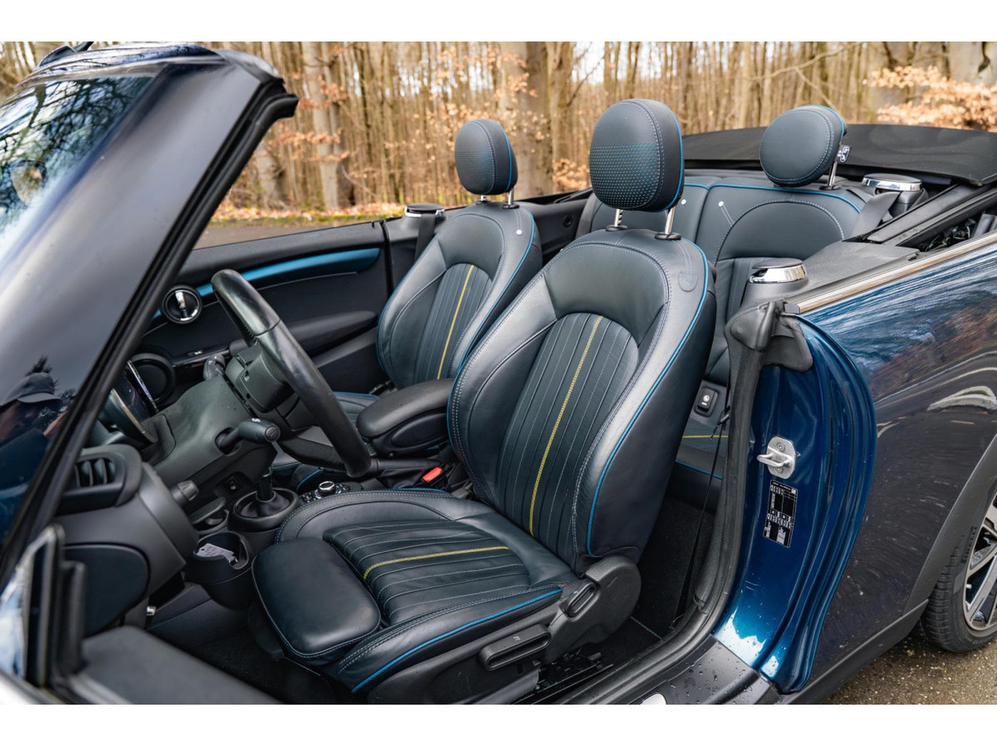 Mini Cooper Cabriolet Sidewalk Edition - BVA - Cuir - Navigation - DEL (2021) - Photo 10