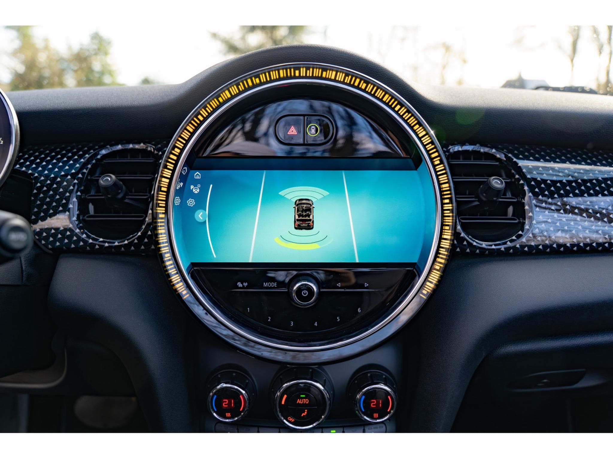 Mini Cooper Cabriolet Sidewalk Edition - BVA - Cuir - Navigation - DEL (2021) - Photo 12