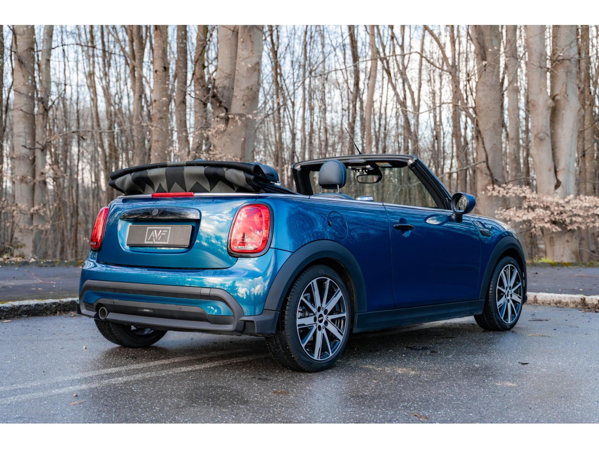 Mini Cooper Cabriolet Sidewalk Edition - BVA - Cuir - Navigation - DEL (2021) - Photo 2