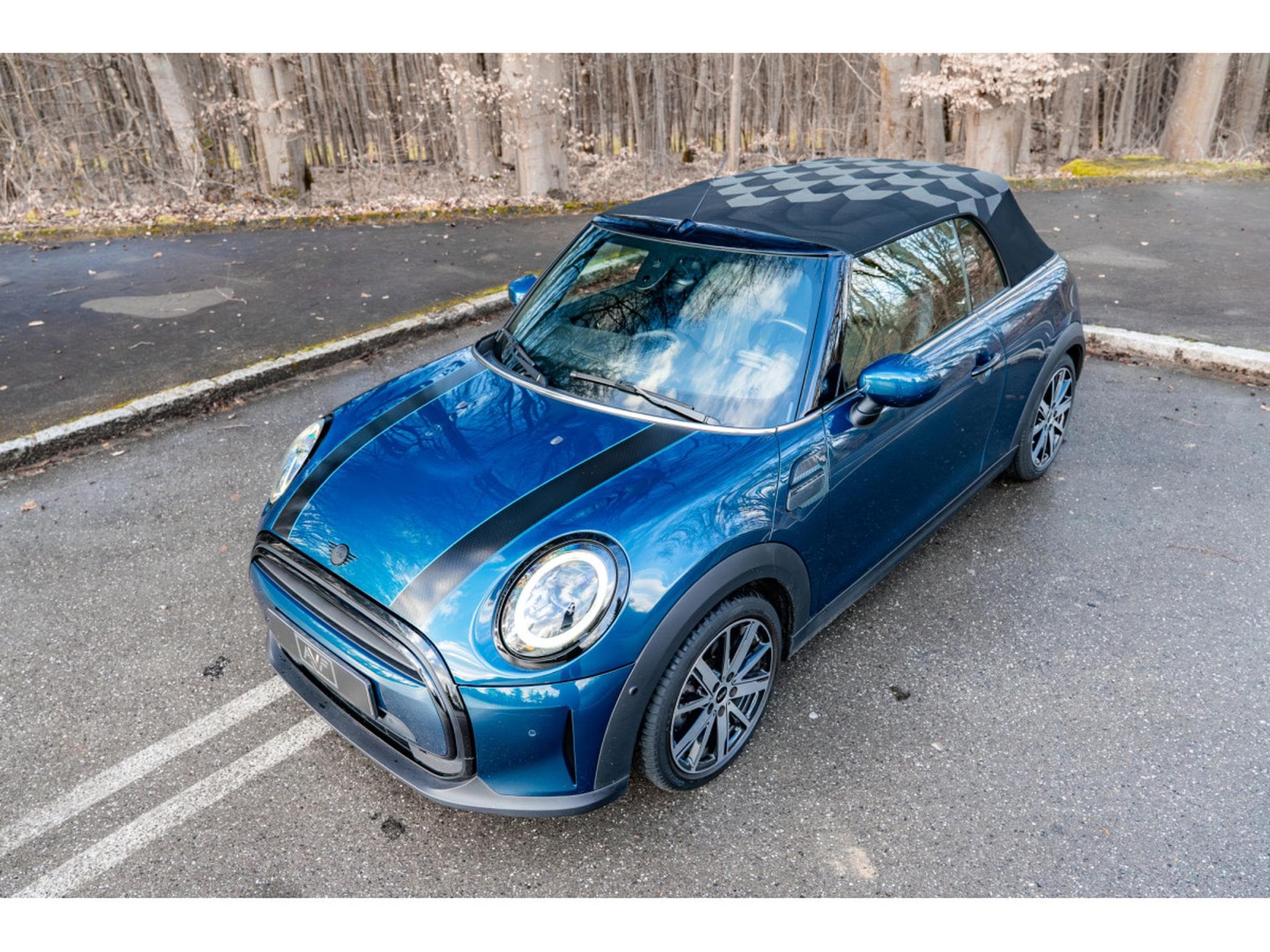 Mini Cooper Cabriolet Sidewalk Edition - BVA - Cuir - Navigation - DEL (2021) - Photo 6