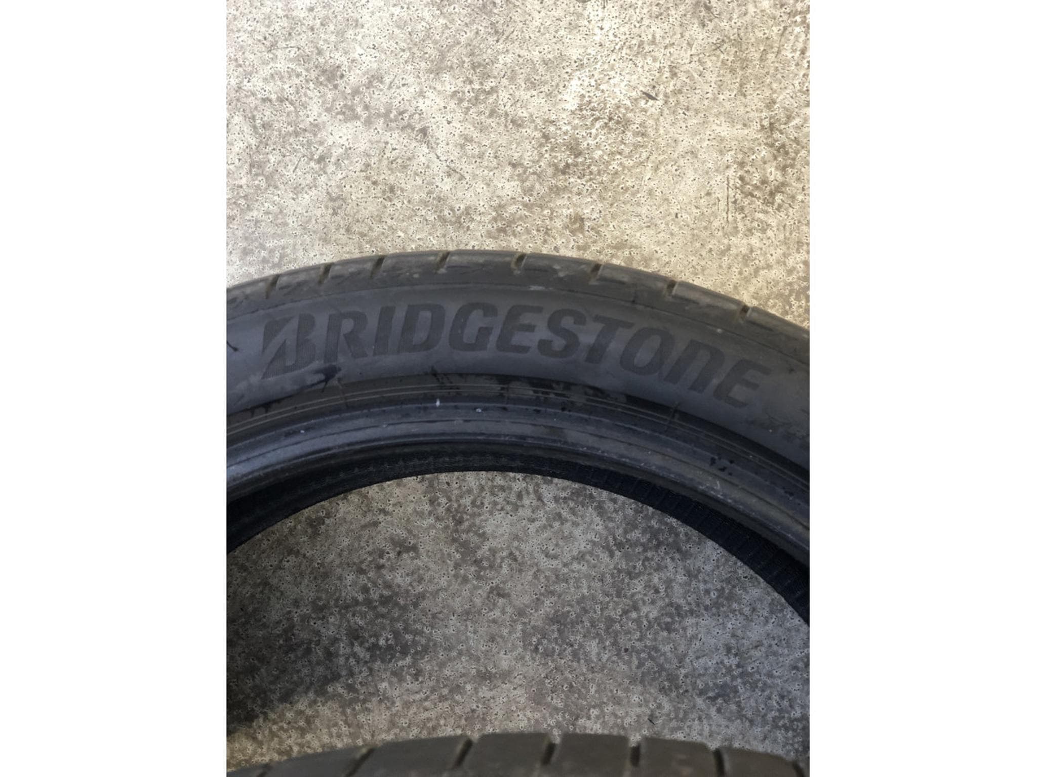 Pneus été – 18" - Photo 2