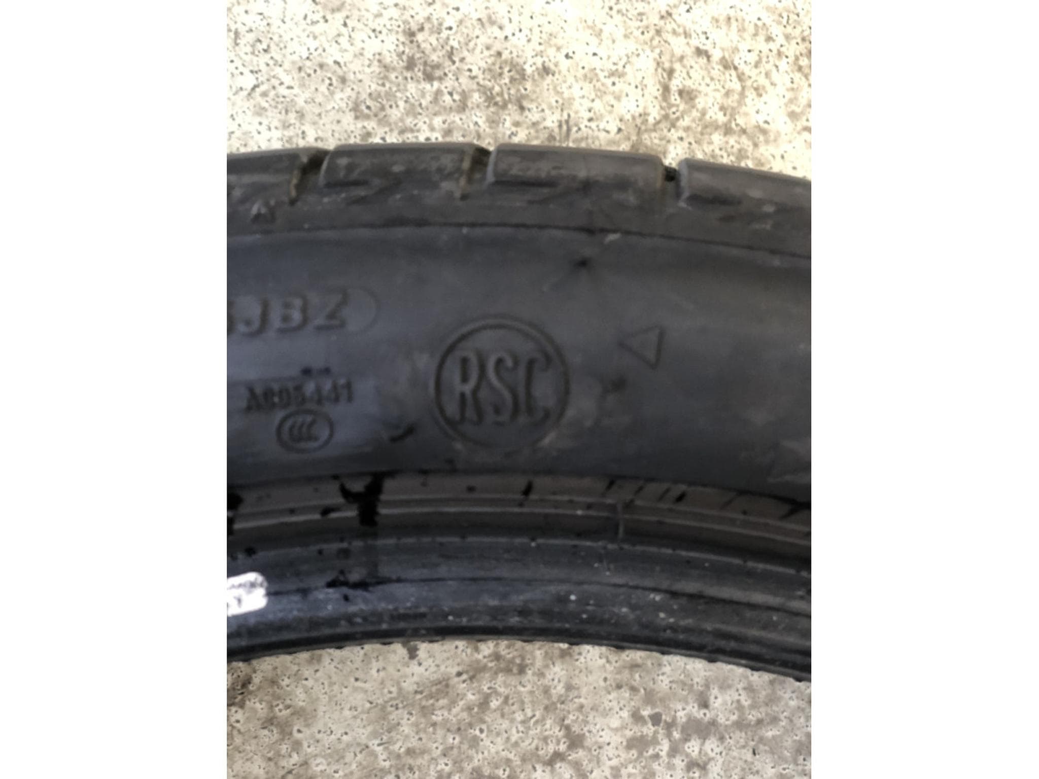 Pneus été – 18" - Photo 4