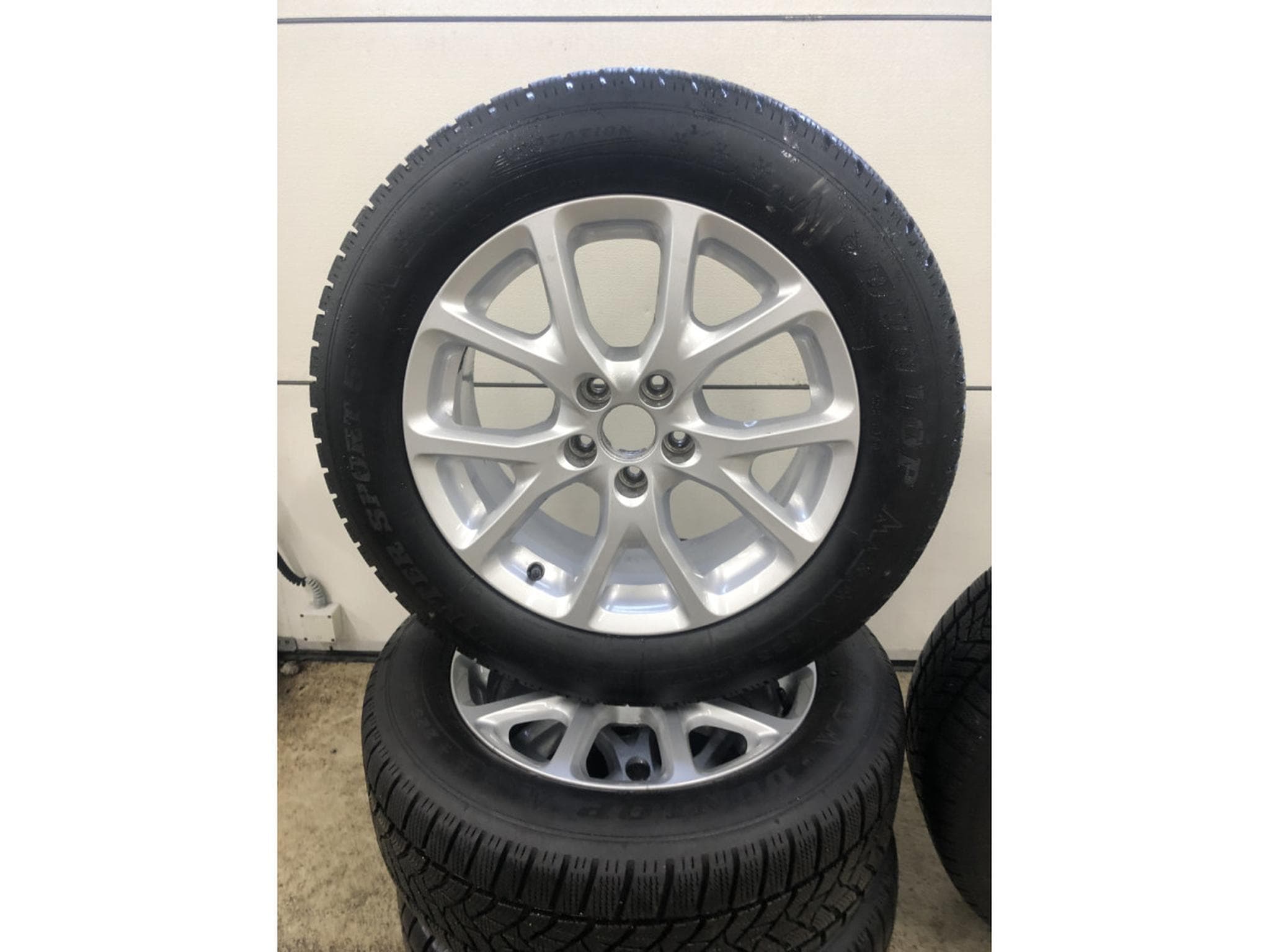 Jantes alu + Pneus h – 17" - Photo 2