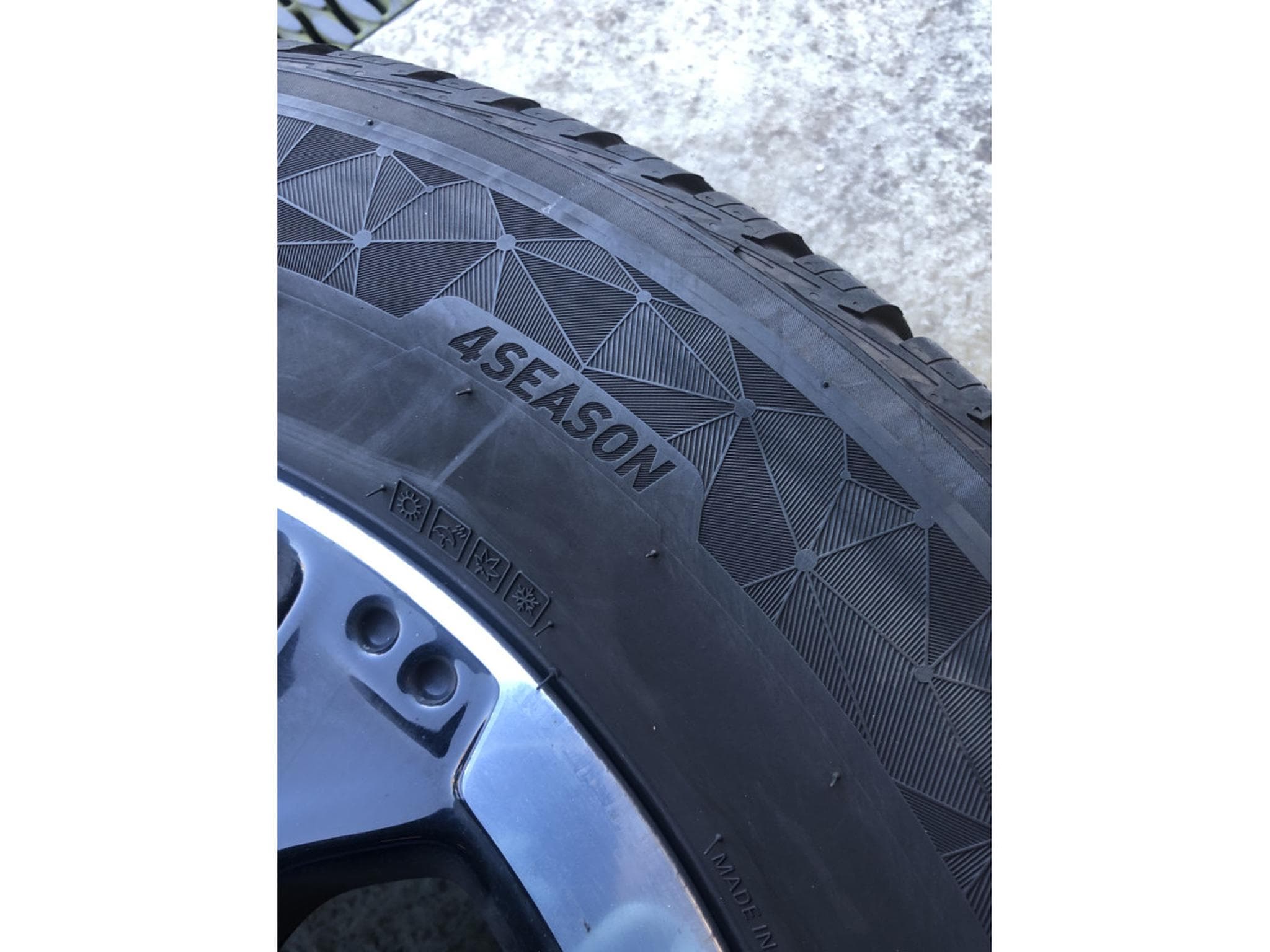 Jantes alu + Pneus t – 18" - Photo 5