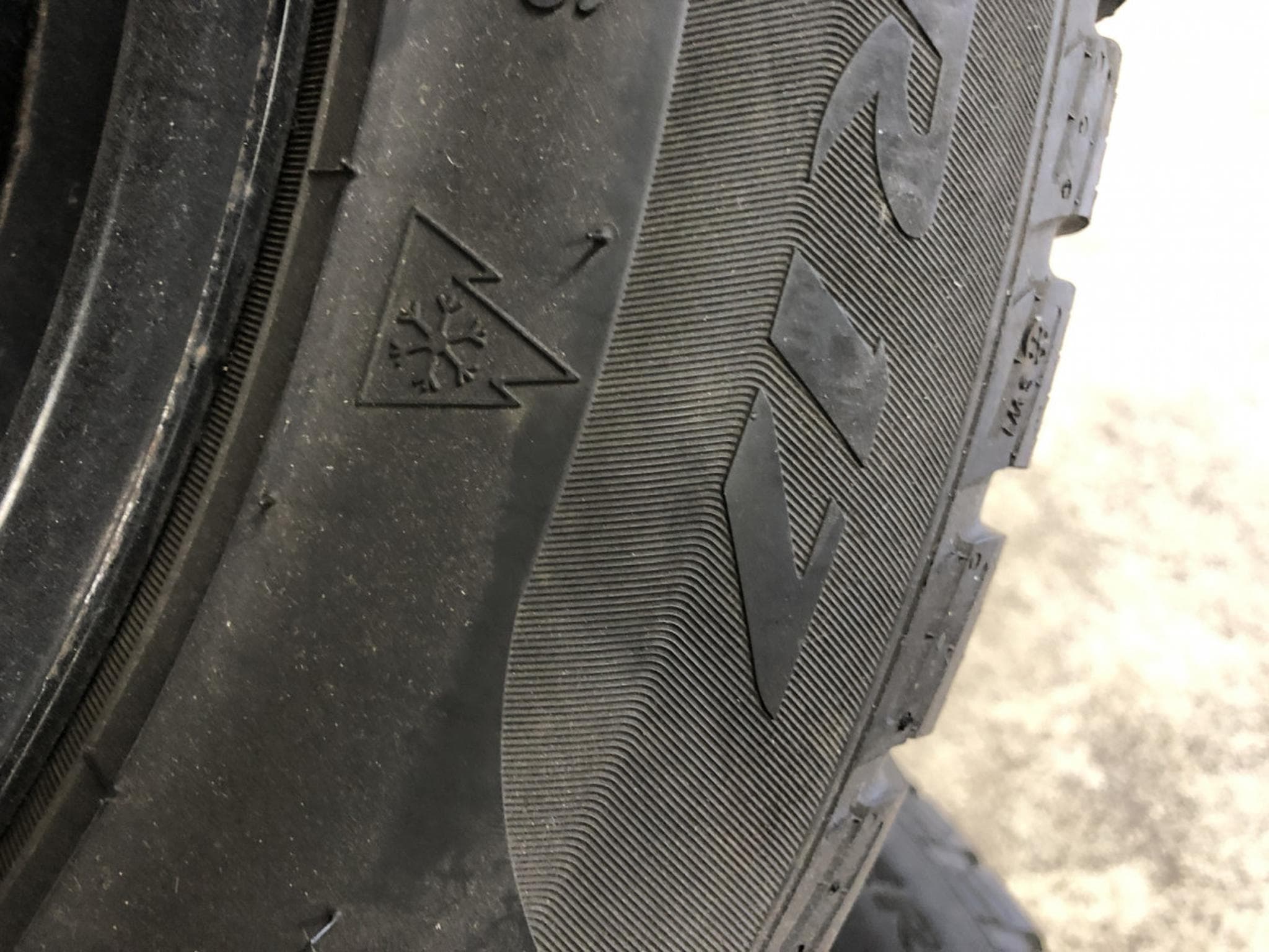 Jantes acier + Pneus – 17" - Photo 4