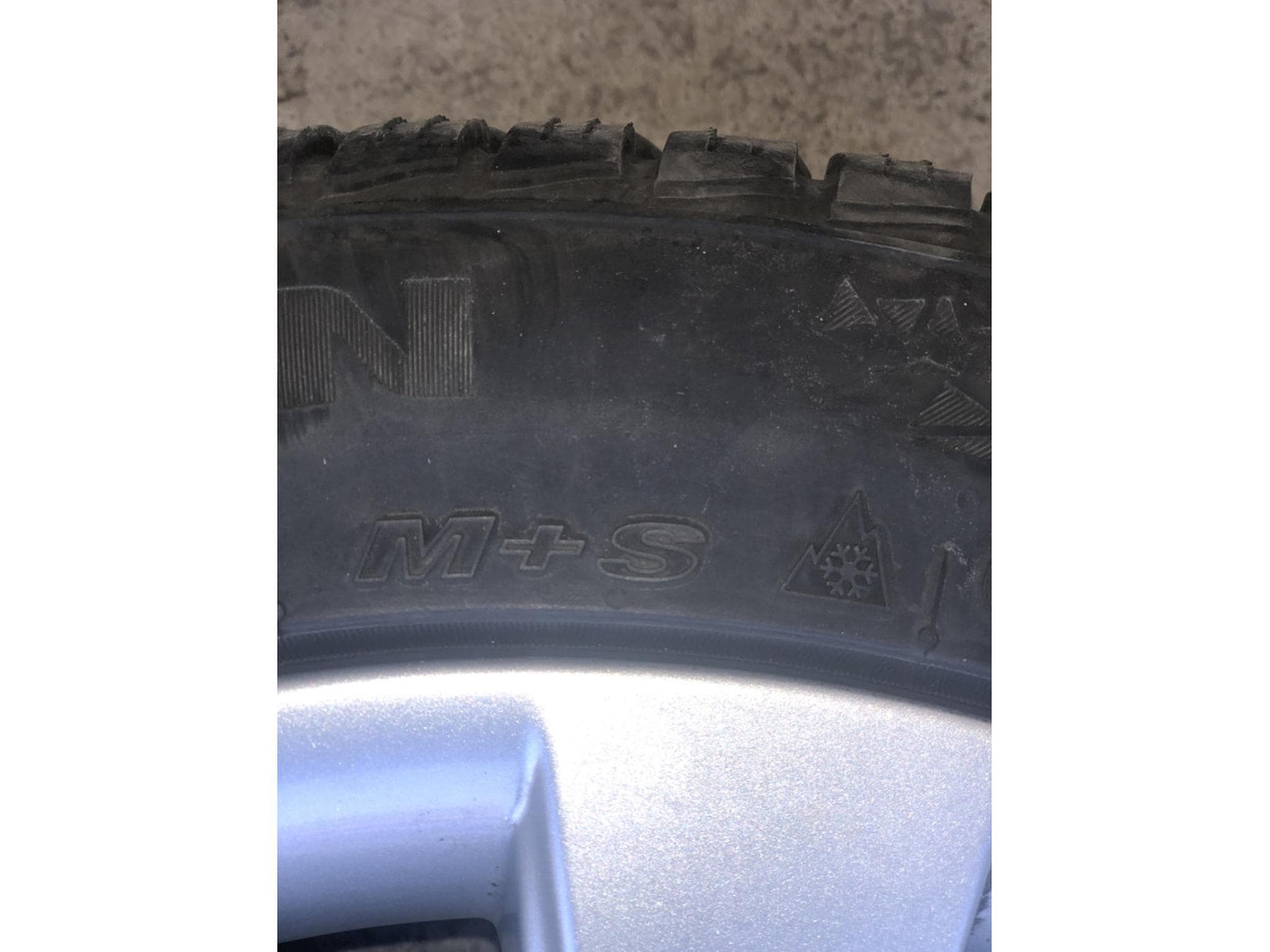 Jantes alu + Pneus h – 17" - Photo 6