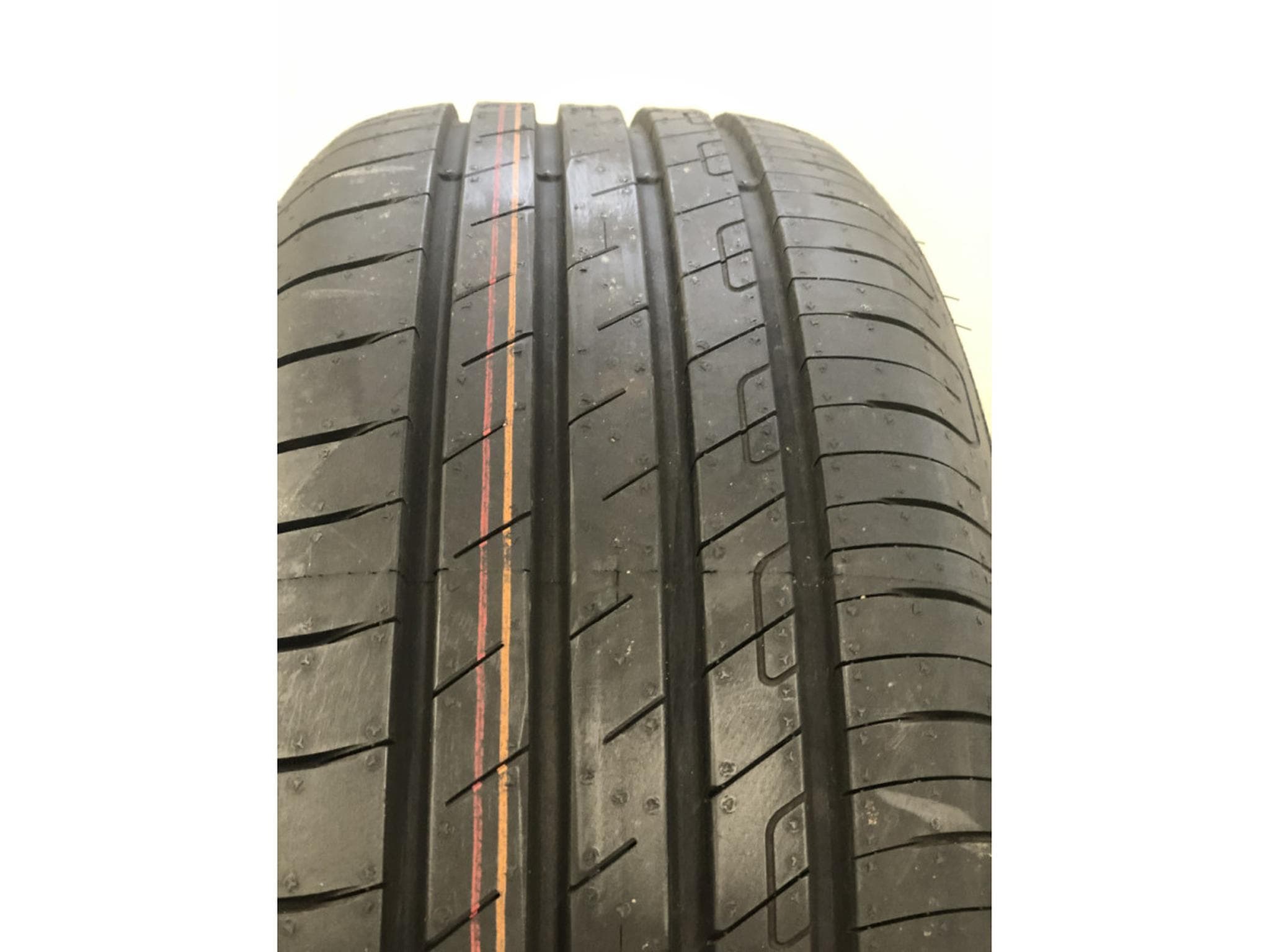 Pneus été – 17" - Photo 6