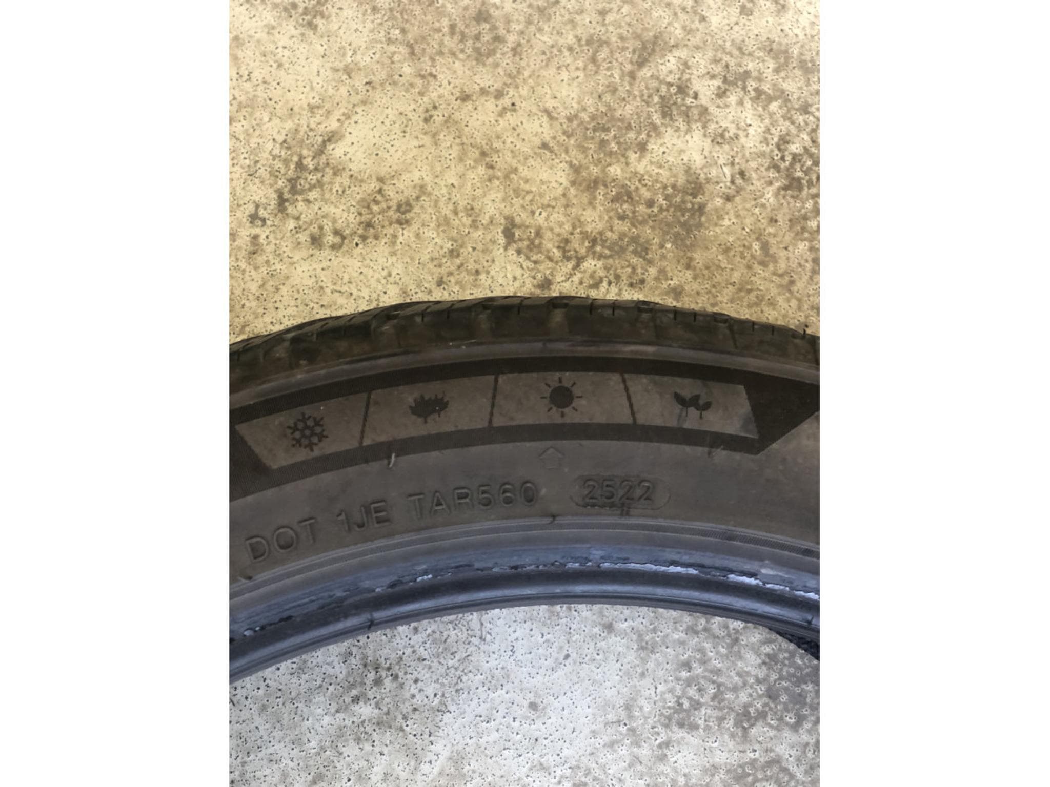 Pneus toutes saisons – 20" - Photo 5