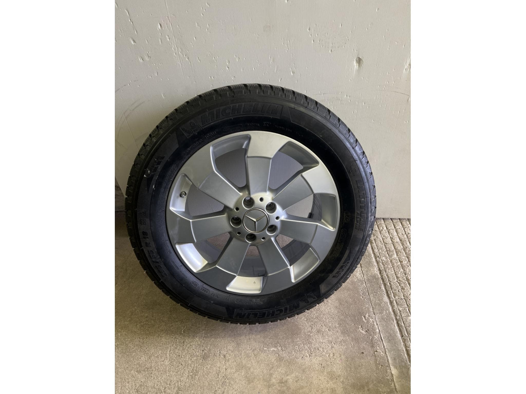 Jantes alu + Pneus h – 18" - Photo 1