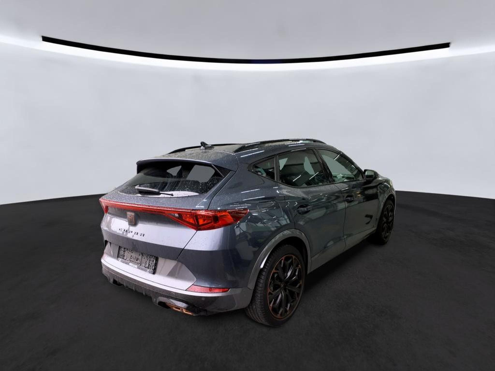 Cupra Formentor VZ 245CV eHybrid DSG6 * CUIR* 360° * PANO* ATTELAGE* (2023) - Photo 5