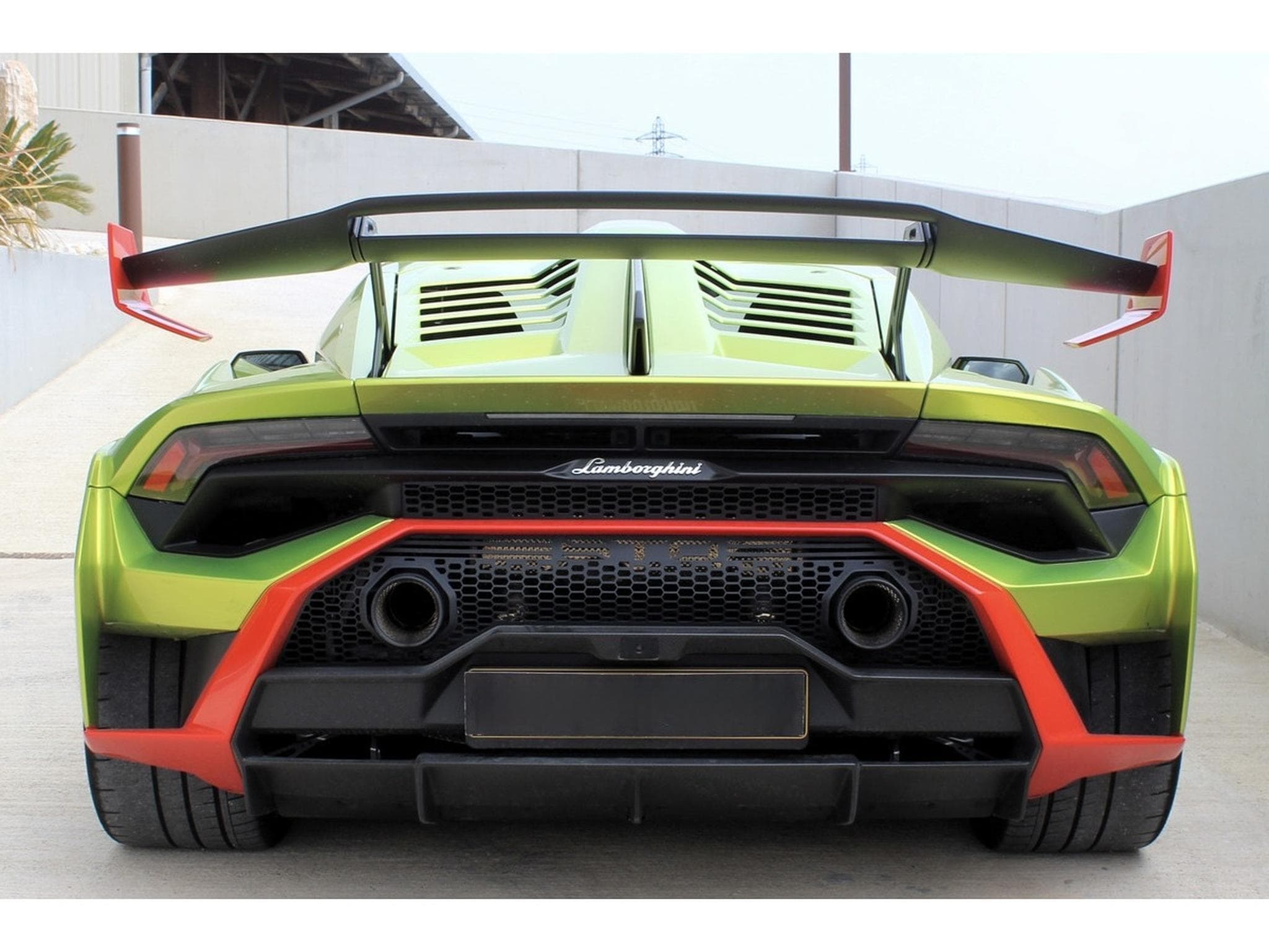 Lamborghini Huracán STO 5.2 V10 640 RWD LDF7 (2022) - Photo 5