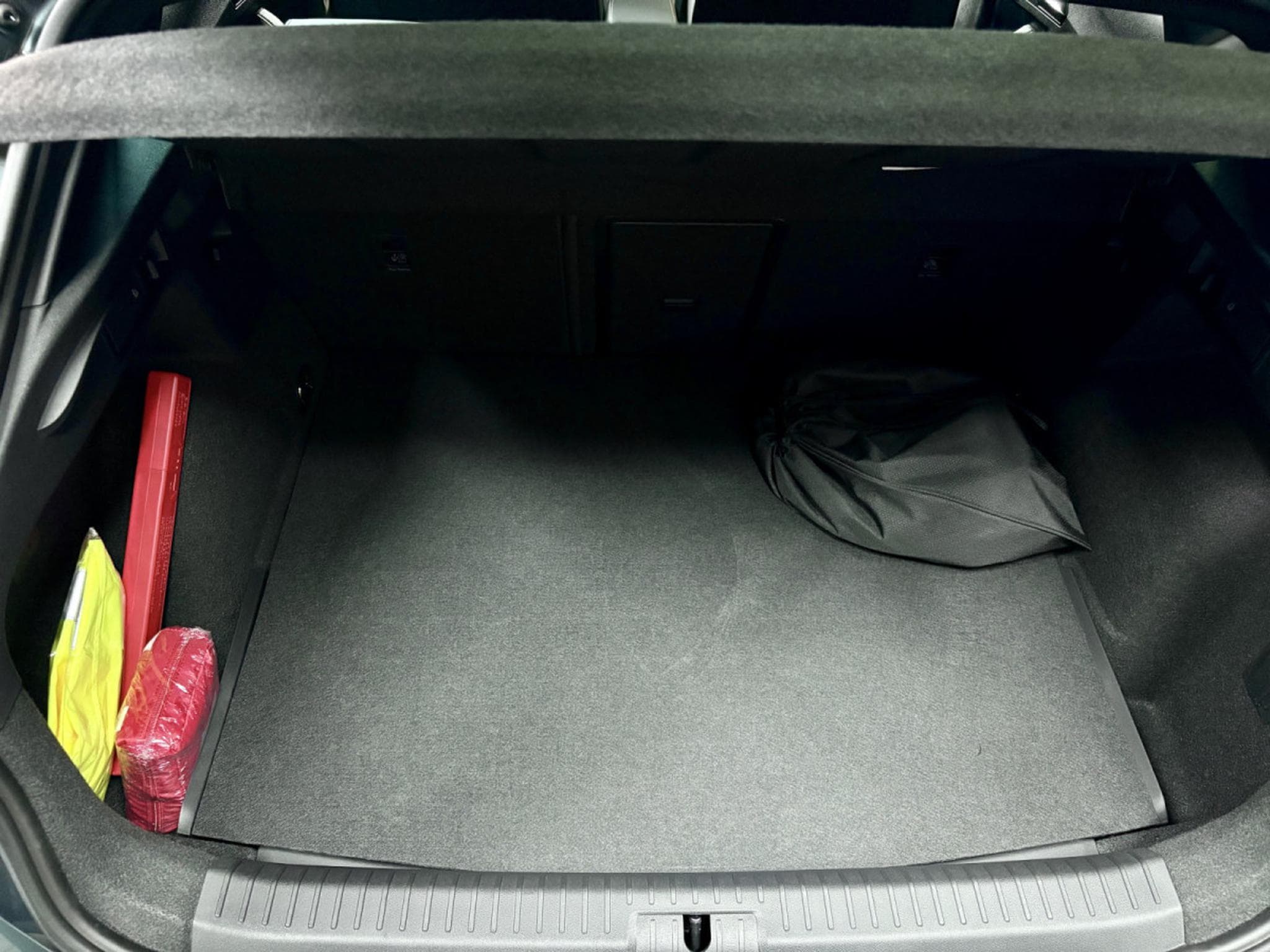 Cupra Formentor VZ 245CV eHybrid DSG6 *VSS* *ACC* HAYON* (2023) - Photo 18