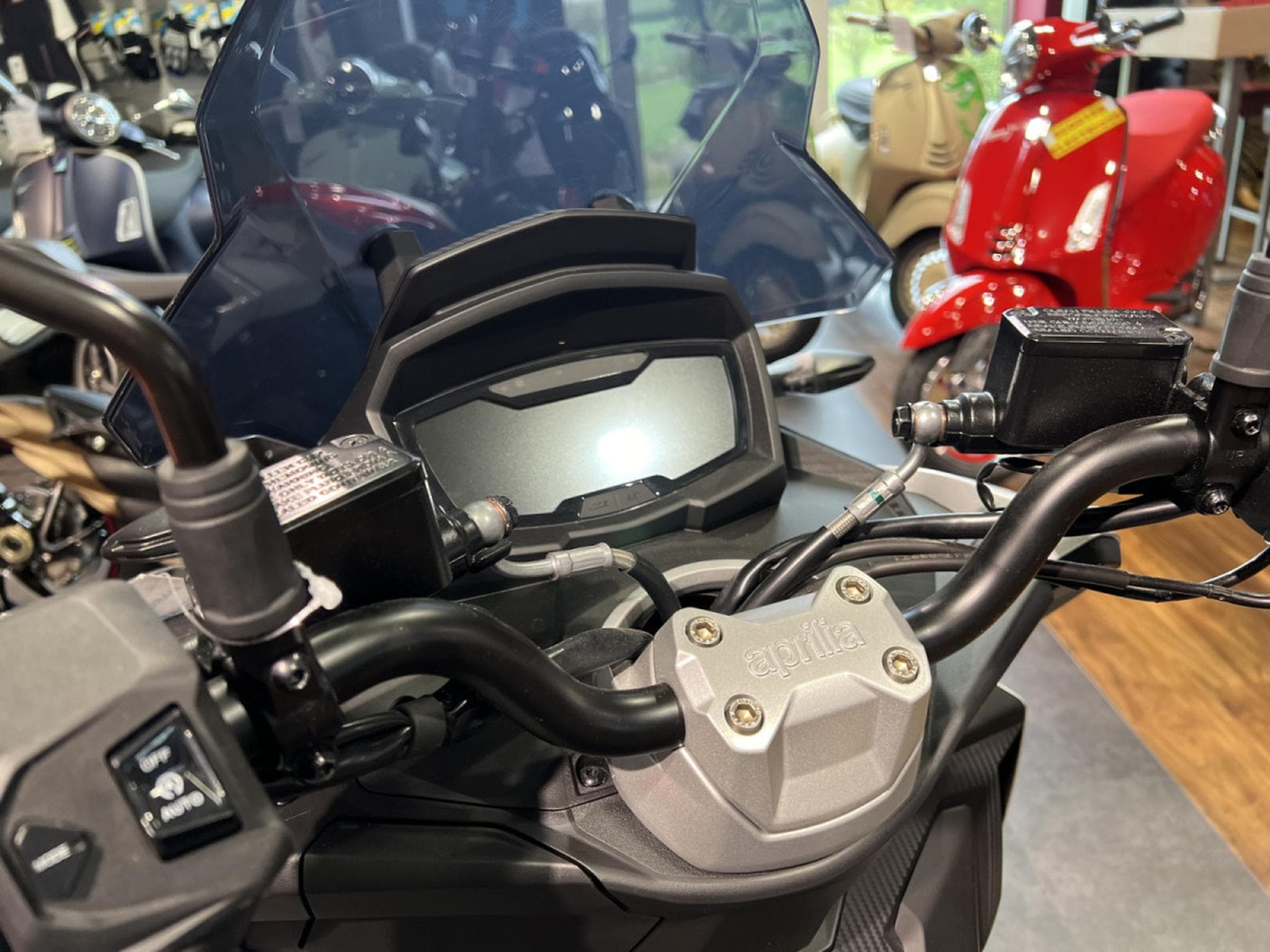 Aprilia SR 200 GT SPORT (2026) - Foto 6