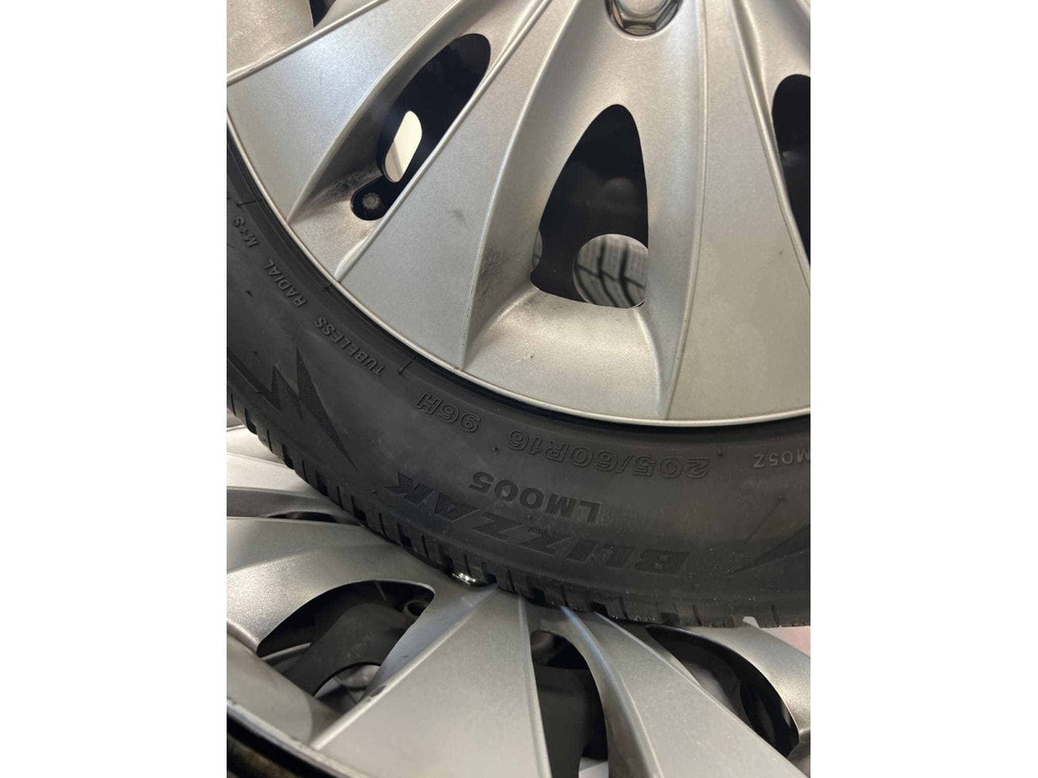 Jantes acier + Pneus – 16" - Photo 5