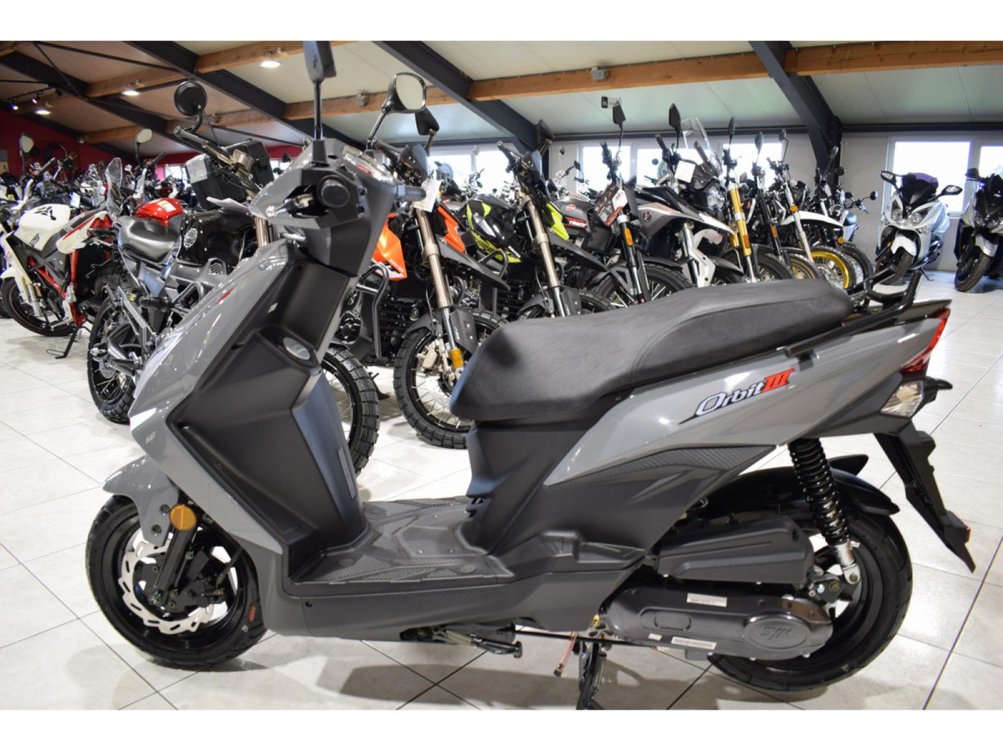 SYM Orbit III 50 Classe A 25 Km/h (2026) - Foto 4