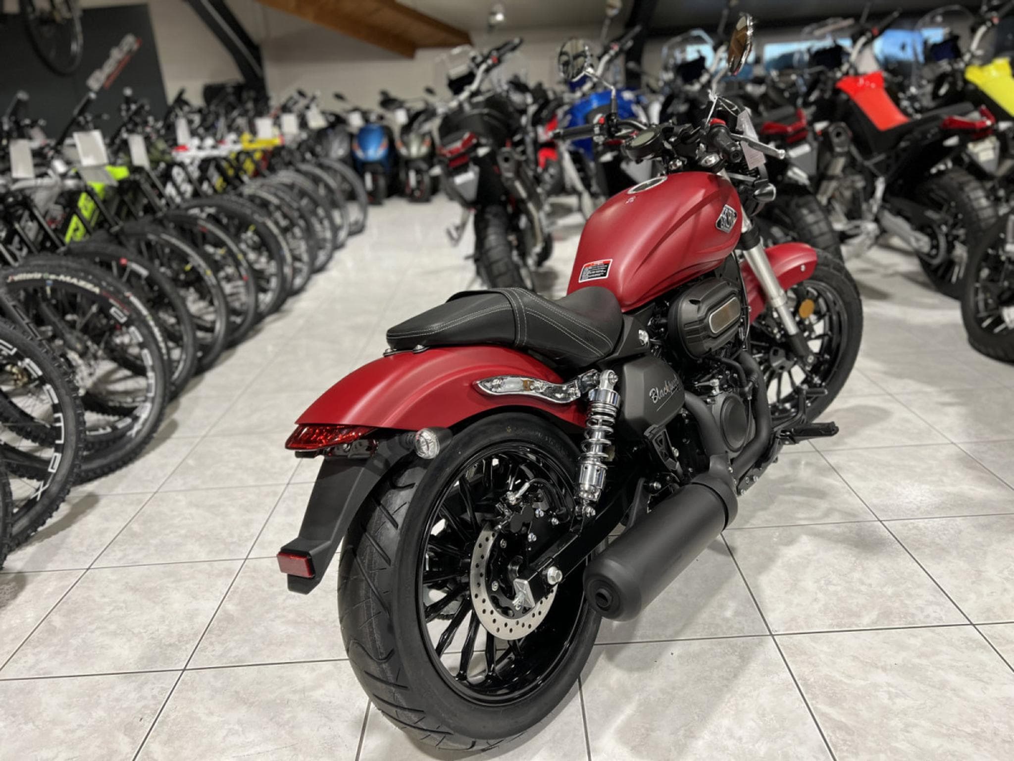 Archive Motorcycle Custom 125 Black Pearl (2024) - Foto 3