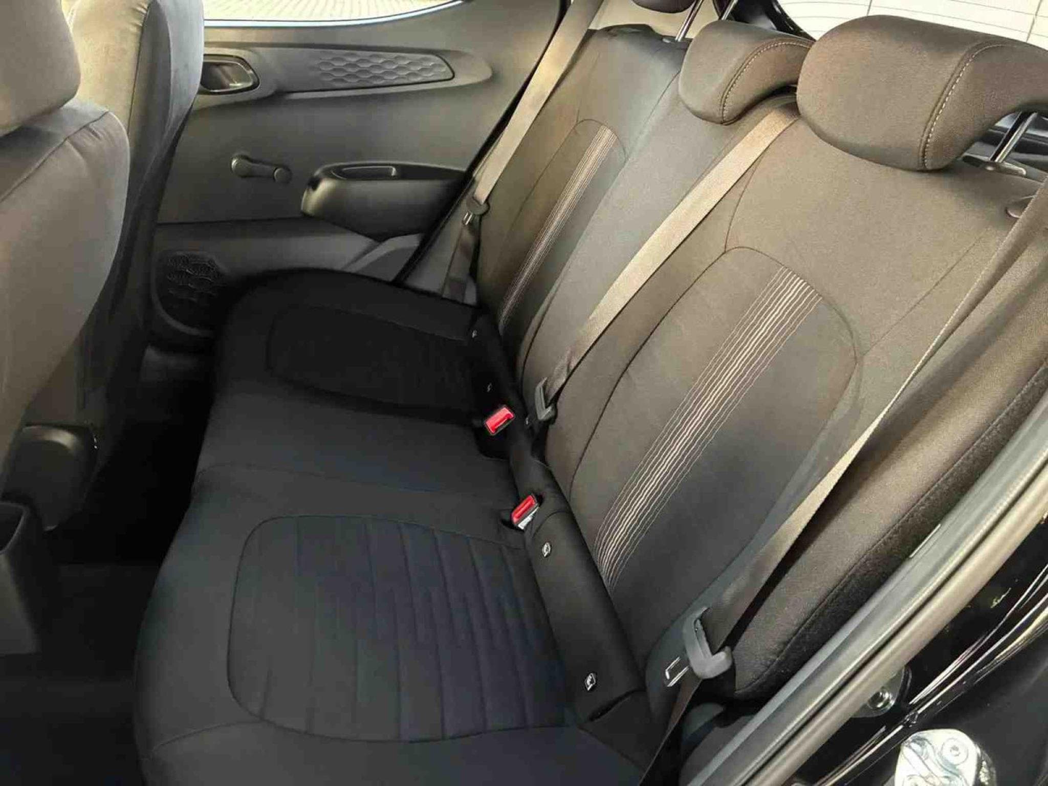 Hyundai i10 1.2 GDI 79 Premium (2025) - Foto 8