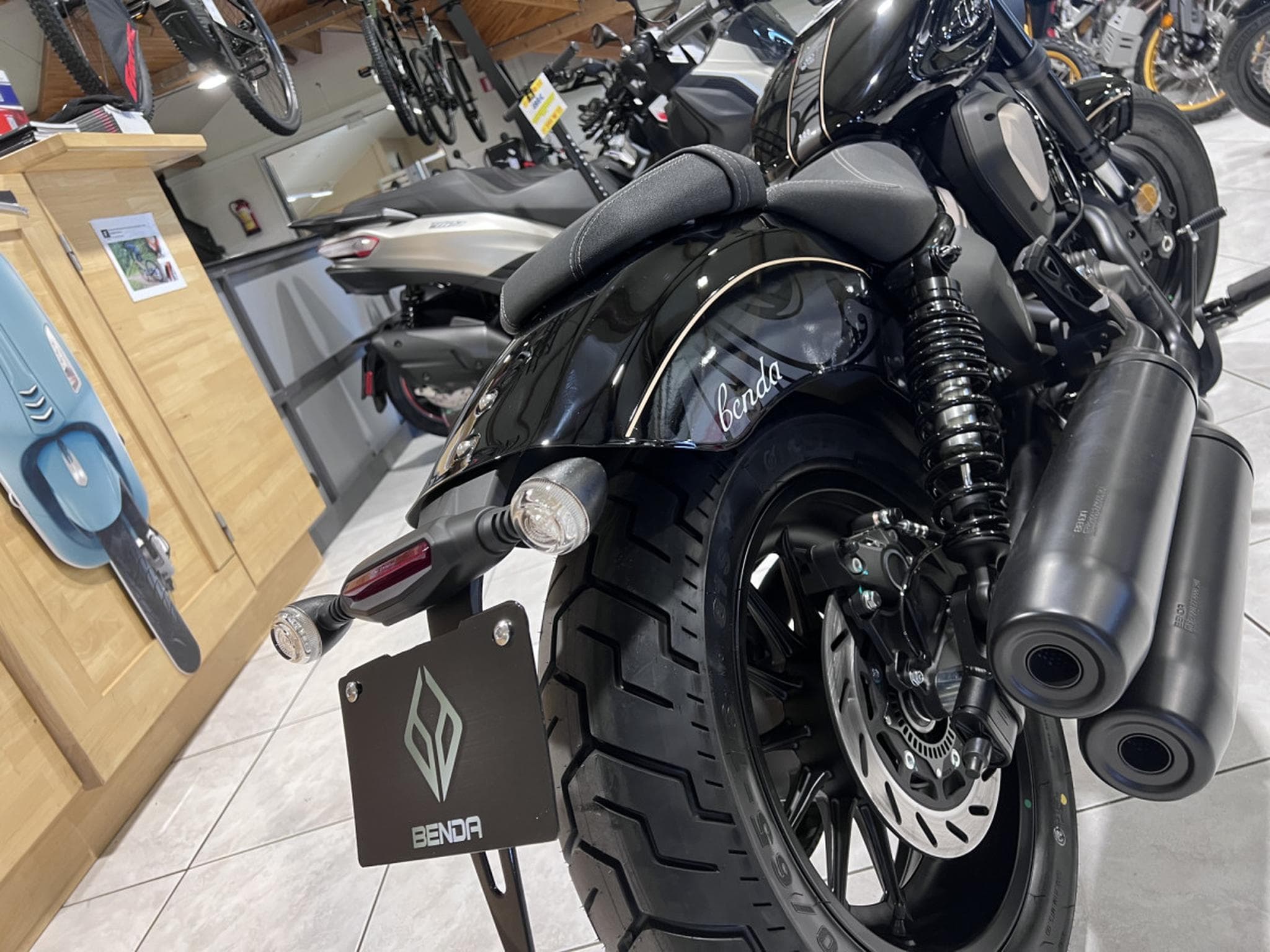 Benda Chinchilla 500 (2025) - Photo 5