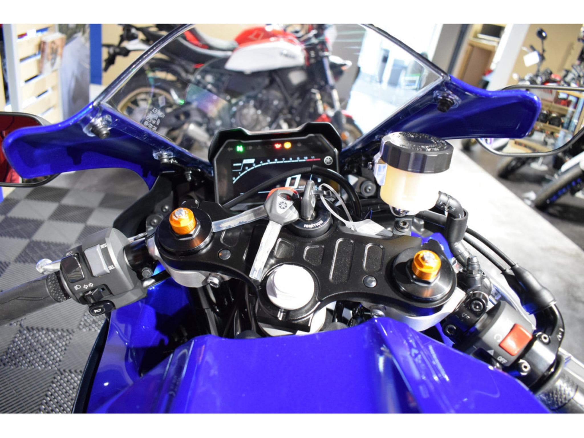 Yamaha R7 (2026) - Foto 5