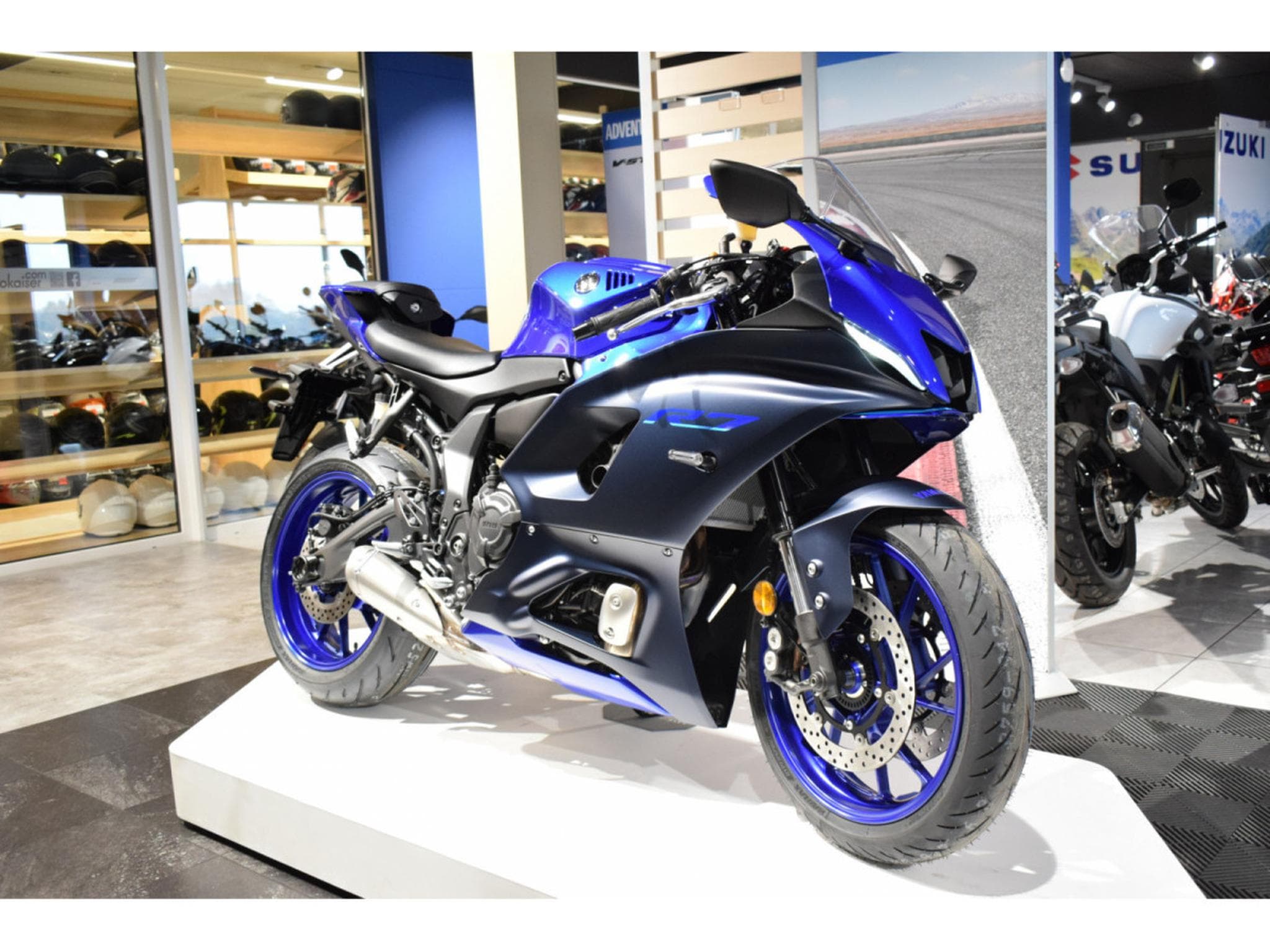 Yamaha R7 (2026) - Foto 7