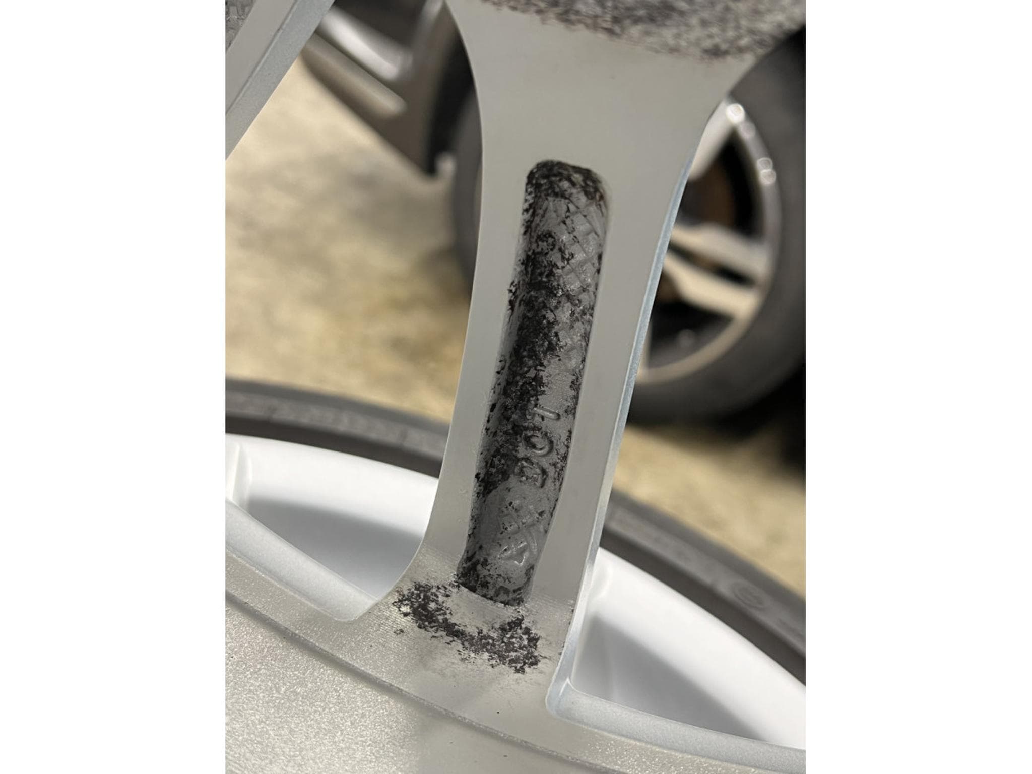 Jantes alu + Pneus h – 17" - Photo 6