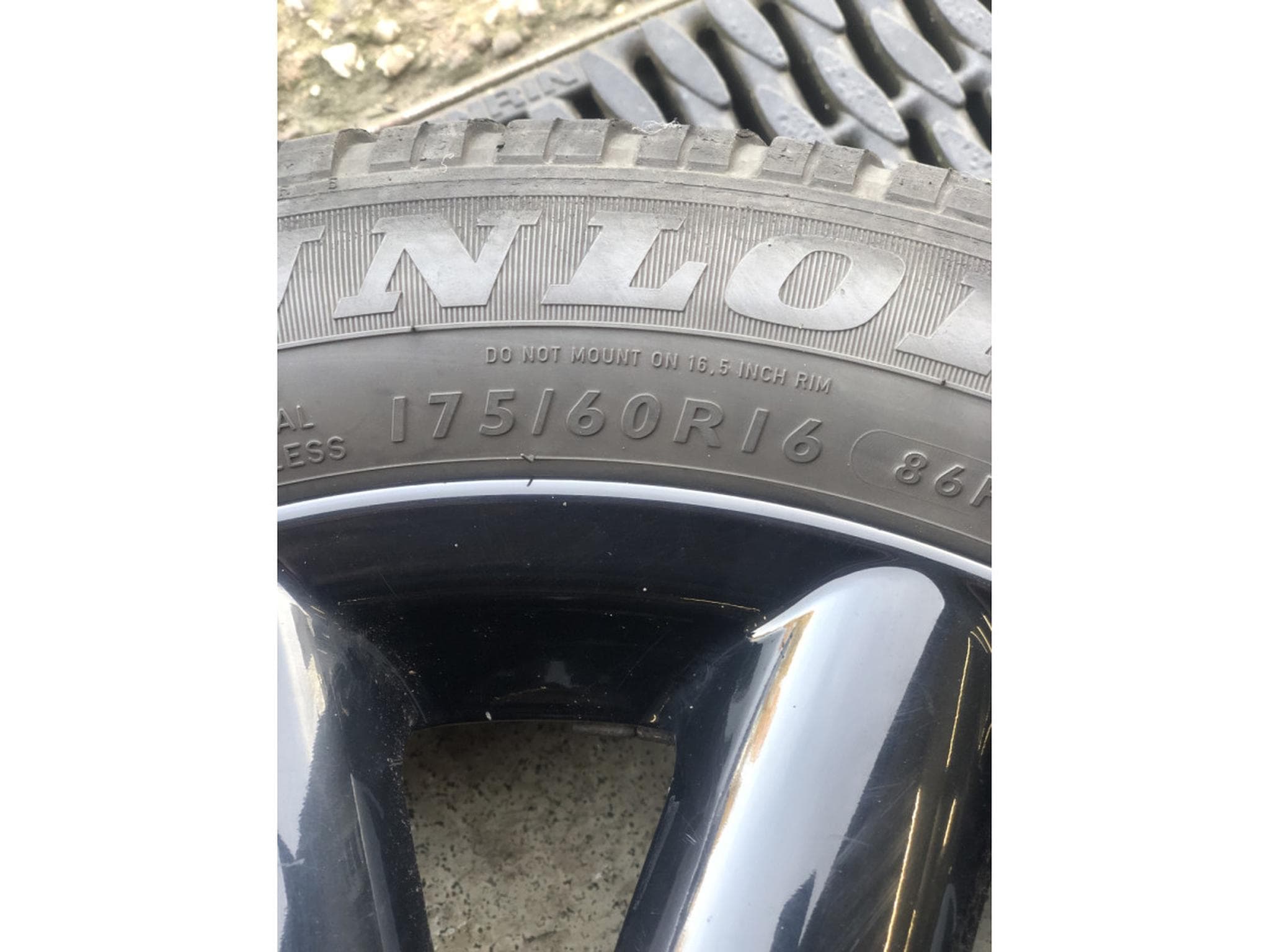 Jantes alu + Pneus h – 16" - Photo 5