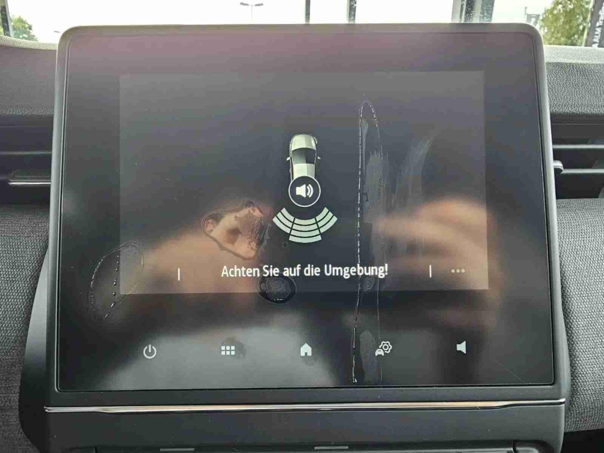 Renault Clio 1.0 TCE EDC 90 Evolution (2025) - Foto 13