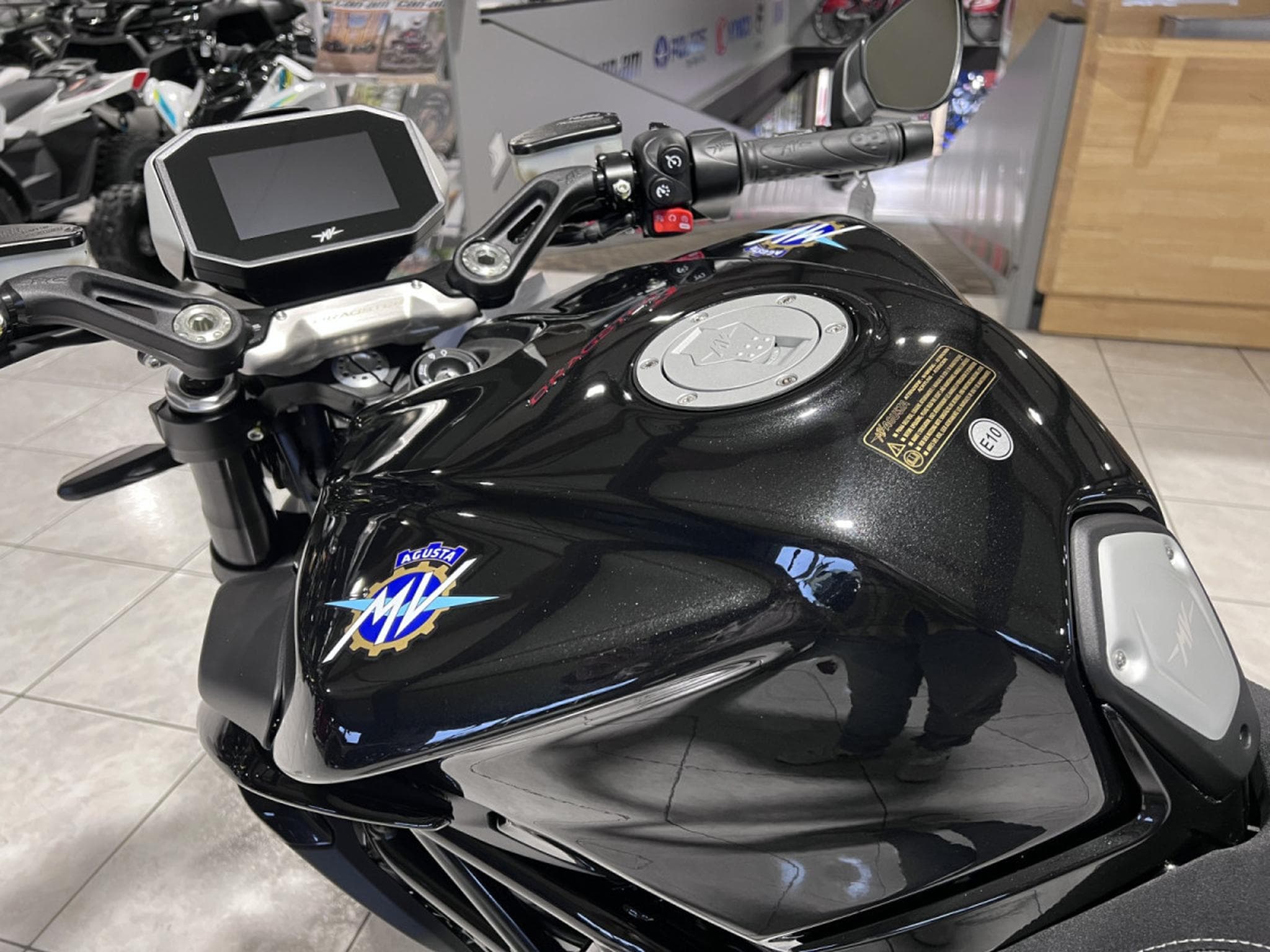 MV Agusta Dragster 800 (2026) - Foto 6