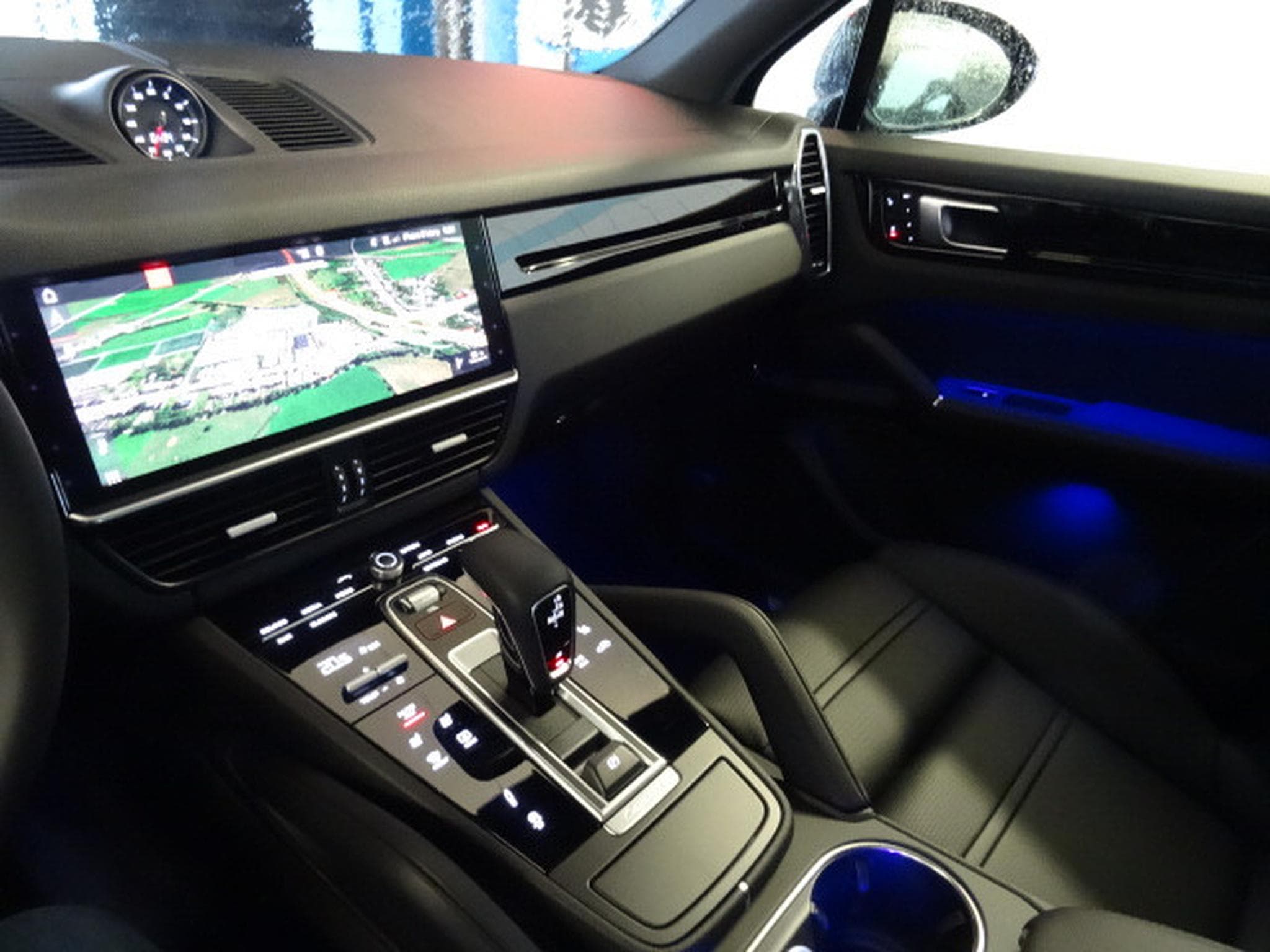 Porsche Cayenne S (2018) - Photo 13