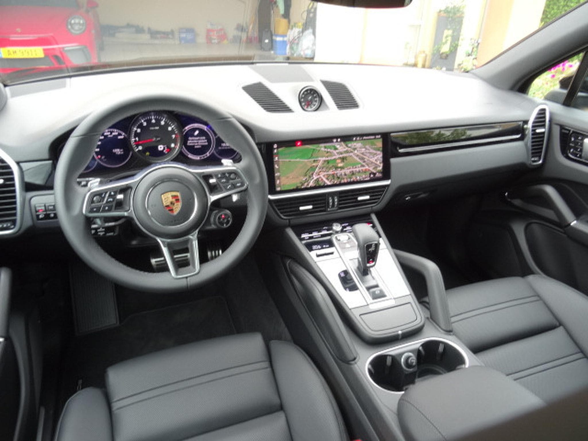 Porsche Cayenne S (2018) - Photo 7