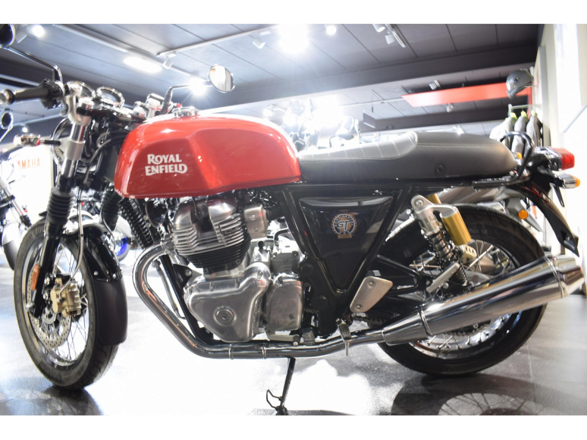Royal Enfield Continental GT ROCKER RED E5 (2024) - Photo 4