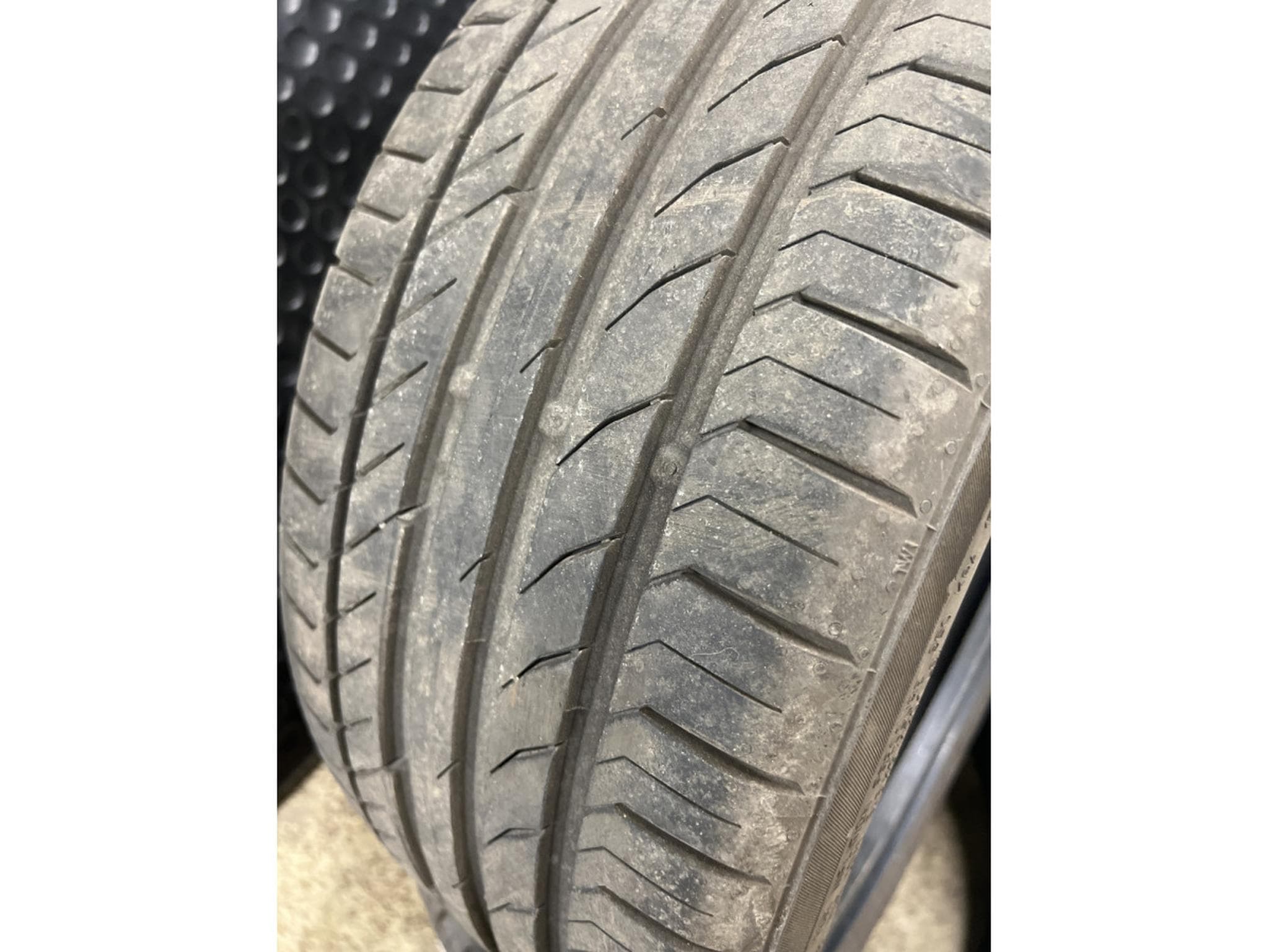 Pneus été – 18" - Photo 2