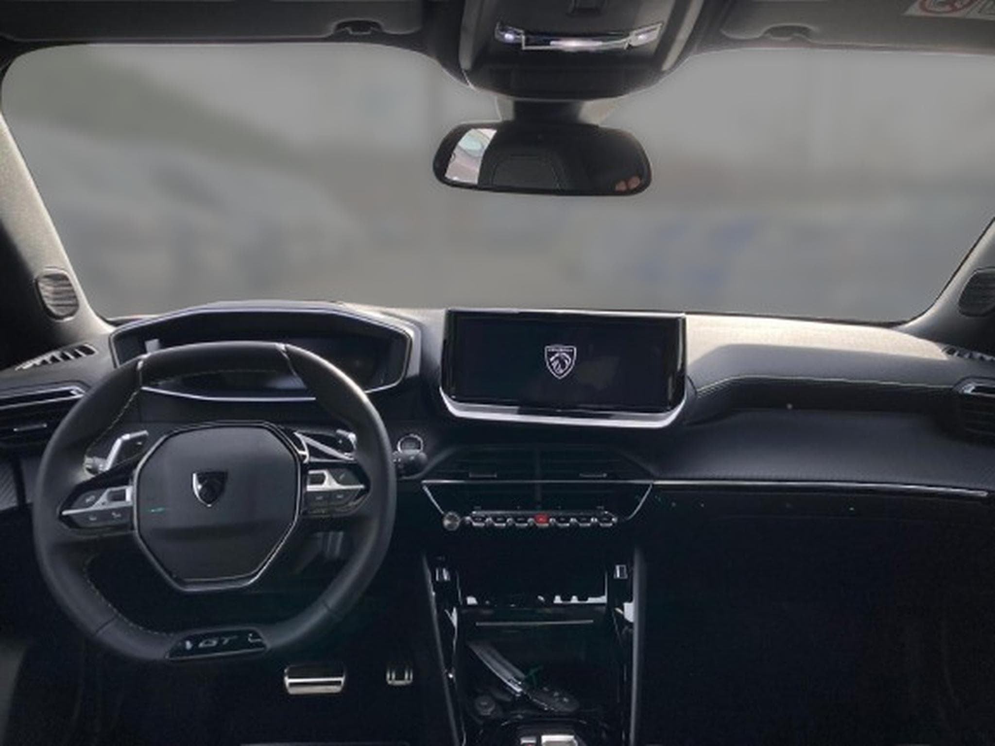 Peugeot 2008 1.2 Hybrid 145 E-DSC6 GT (2025) - Photo 8