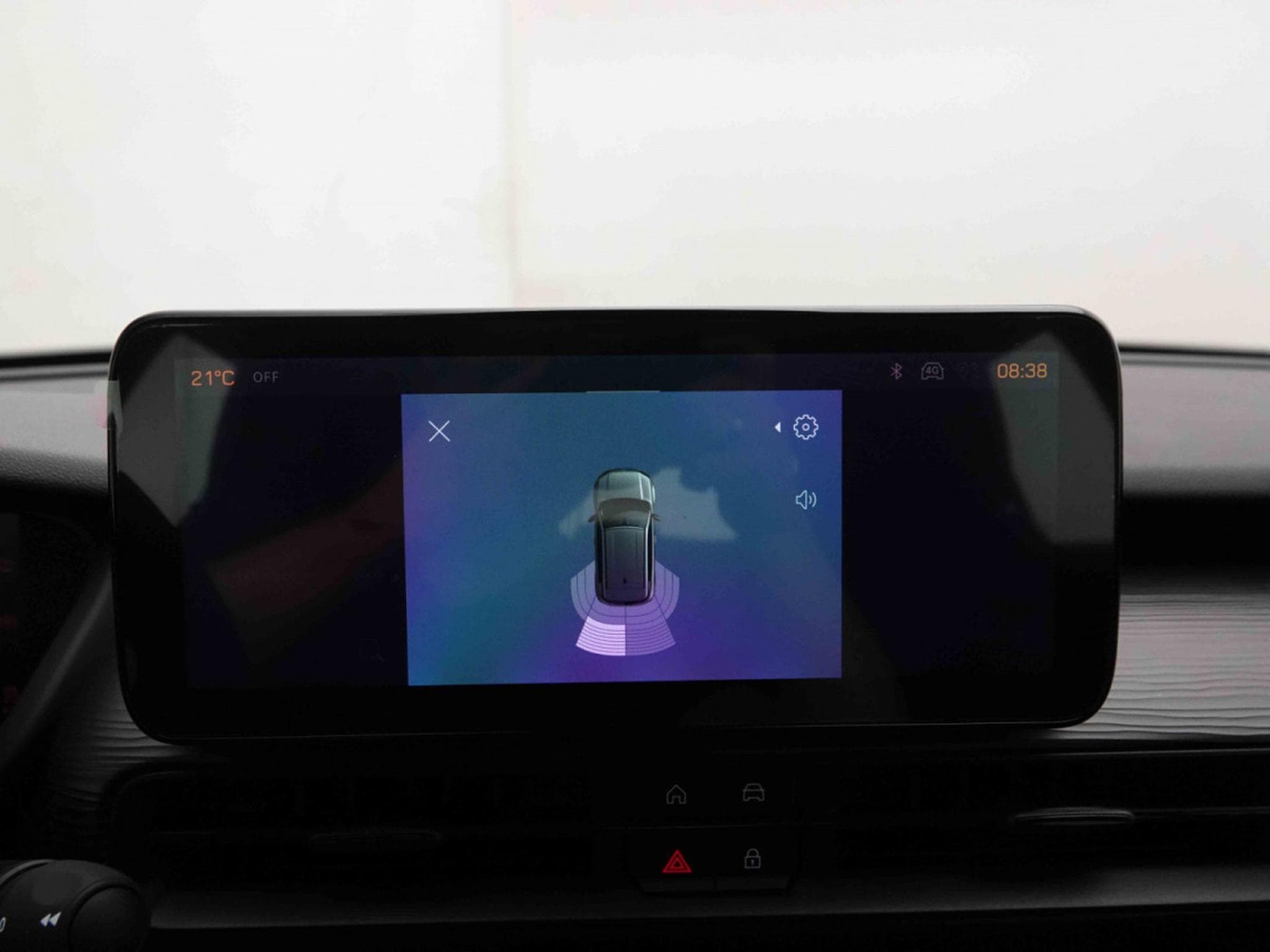 Jeep Avenger 1.2 MHEV DCT Longitide (2025) - Photo 10