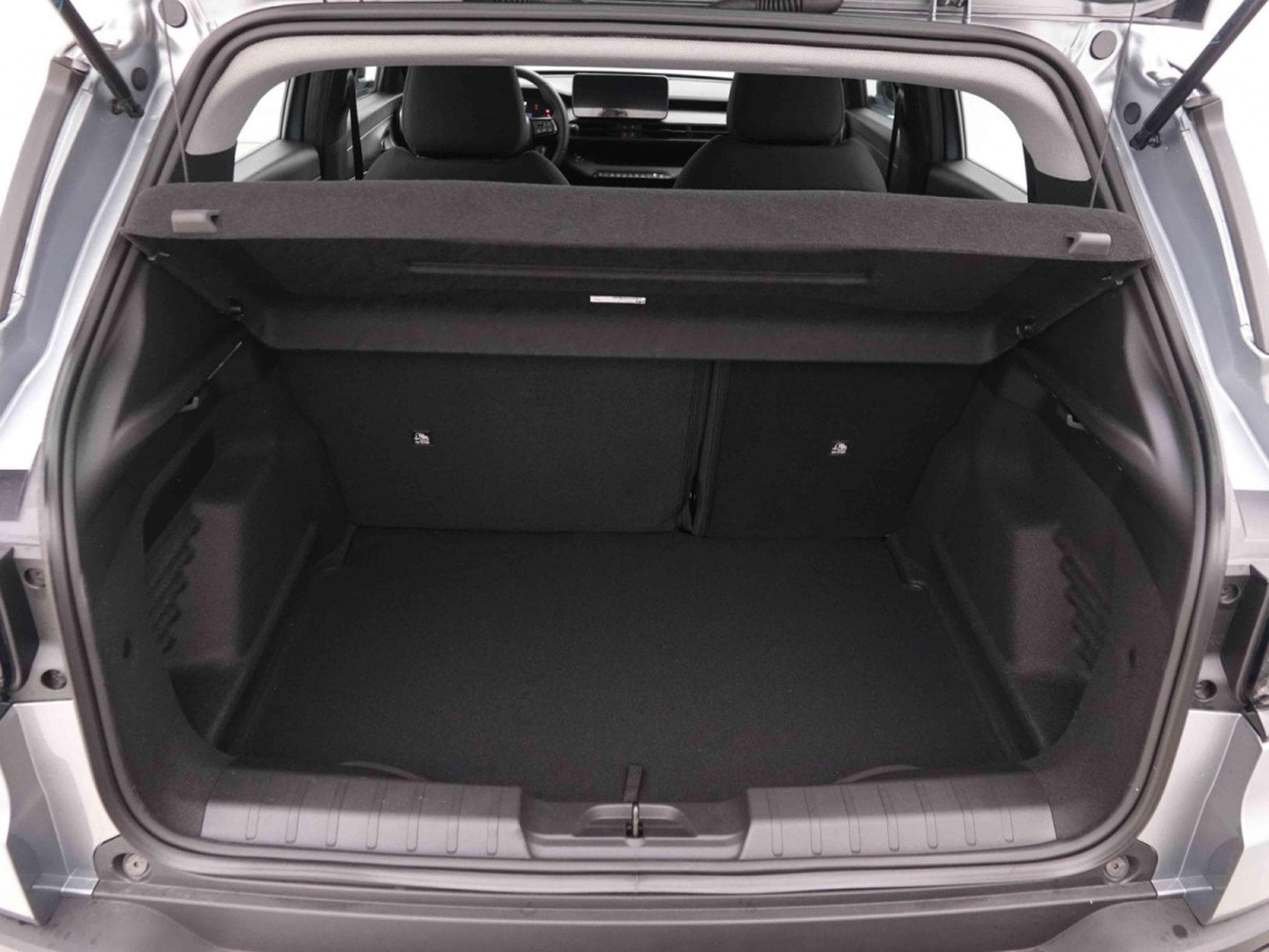 Jeep Avenger 1.2 MHEV DCT Longitide (2025) - Photo 5