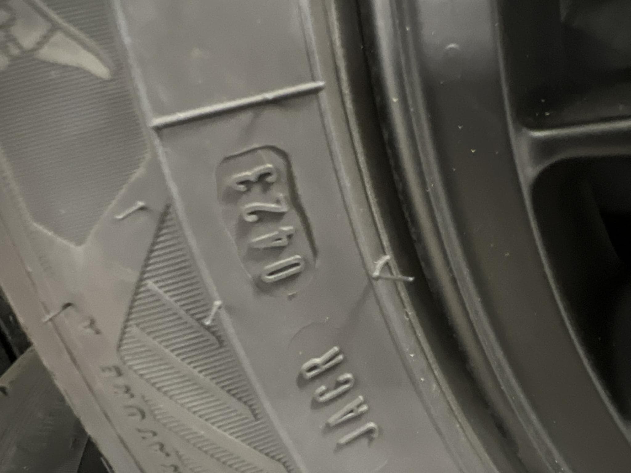 Jantes alu + Pneus é – 16" - Photo 5