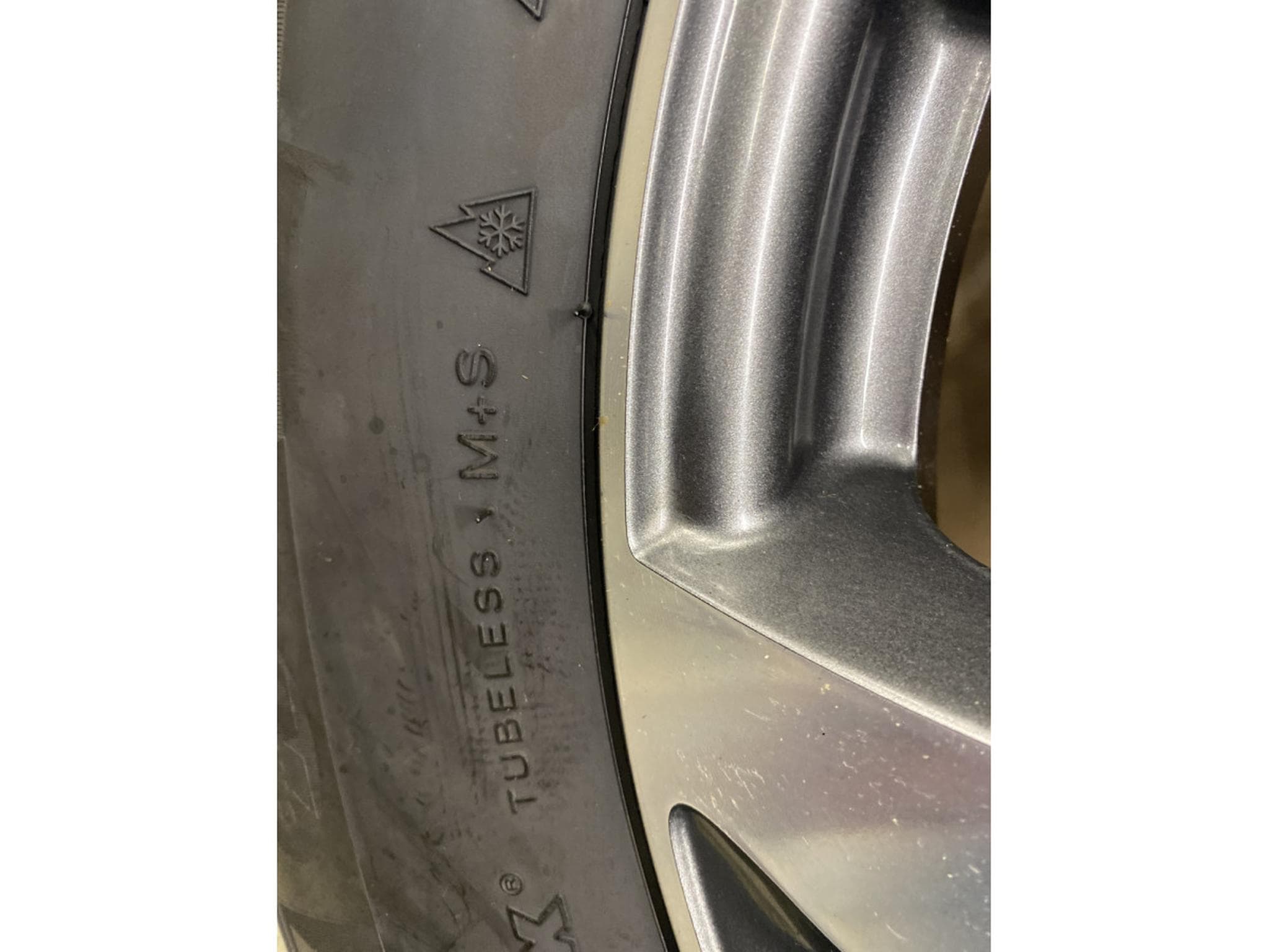 Jantes alu + Pneus h – 17" - Photo 3