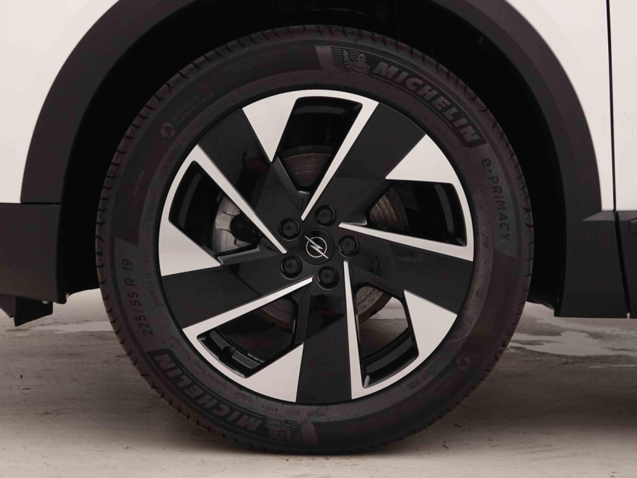 Opel Grandland 1.2 T Hybrid 145 GS (2025) - Foto 6