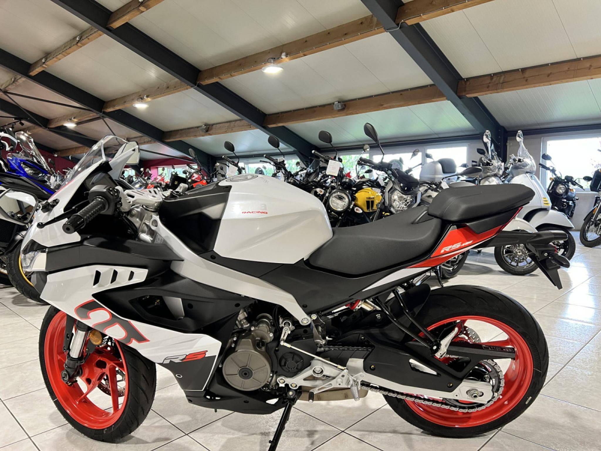 Aprilia RS 457 (2026) - Foto 4