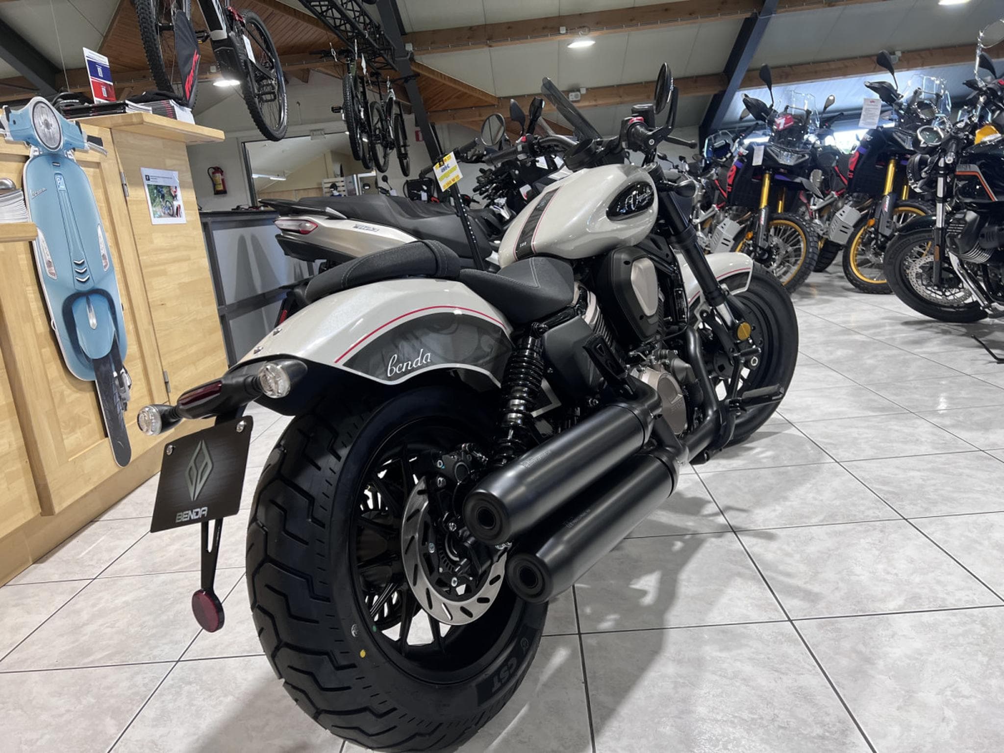 Benda Chinchilla 500 (2025) - Photo 3