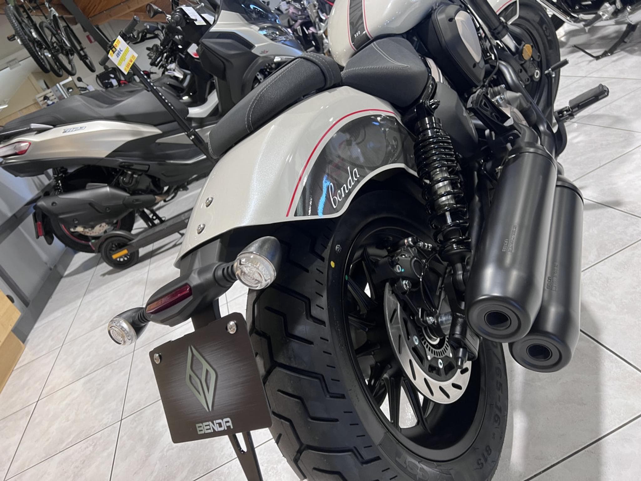 Benda Chinchilla 500 (2025) - Photo 5