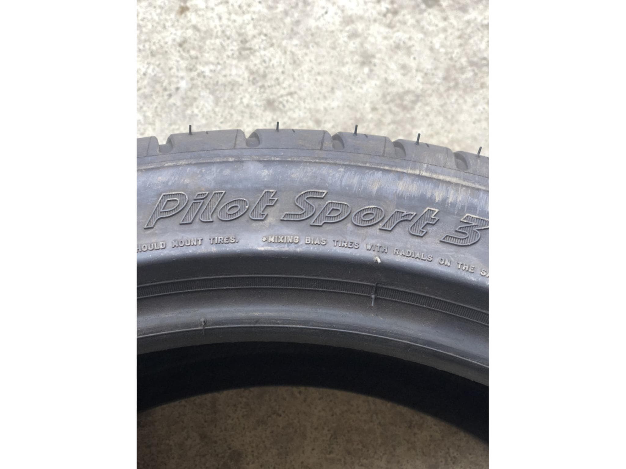 Pneus été – 17" - Photo 6